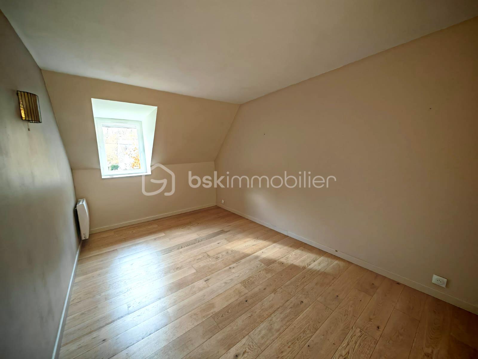 Maison traditionnelle de 110 m² - ch1.jpg