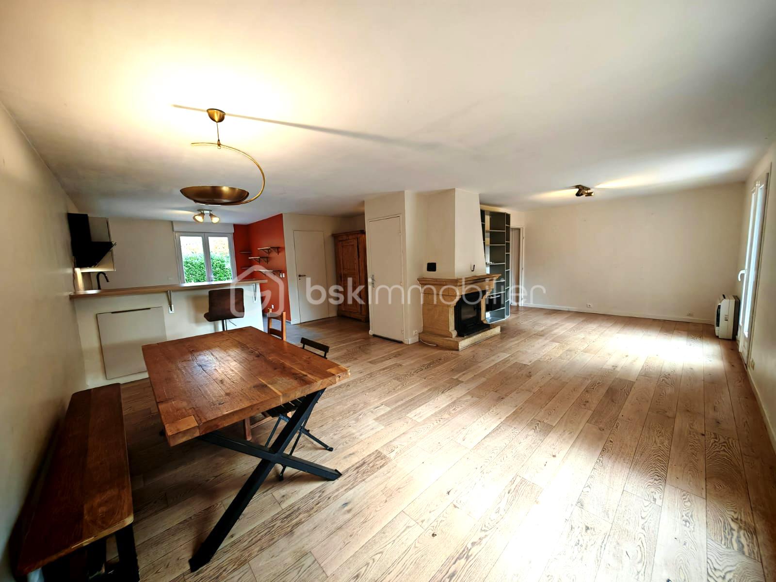 Maison traditionnelle de 110 m² - salon-3.jpg