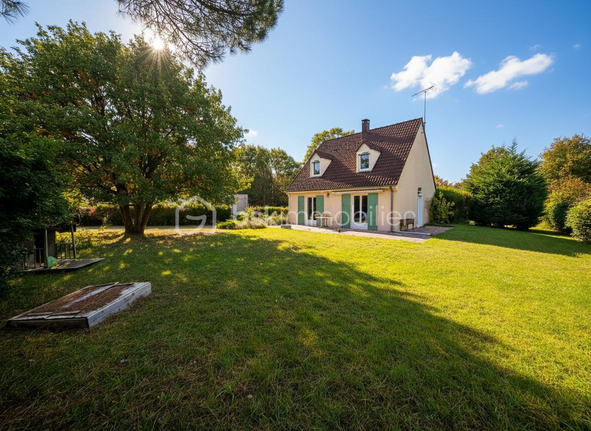 Maison traditionnelle de 110 m² - Ext1 large.jpg