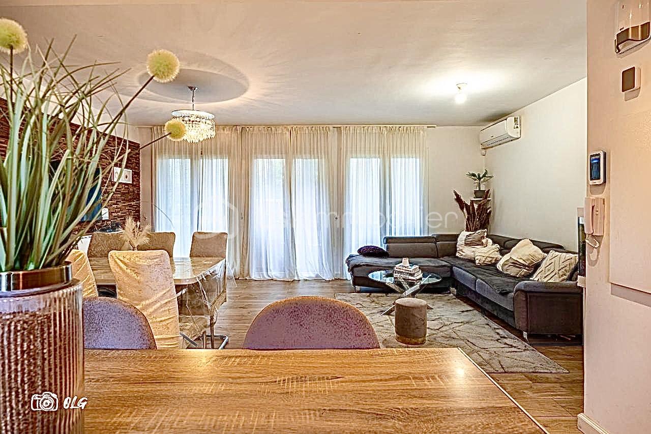 Appartement de 68 m² - b3200a28-37e2-432b-9181-97ef69d63861.jpg