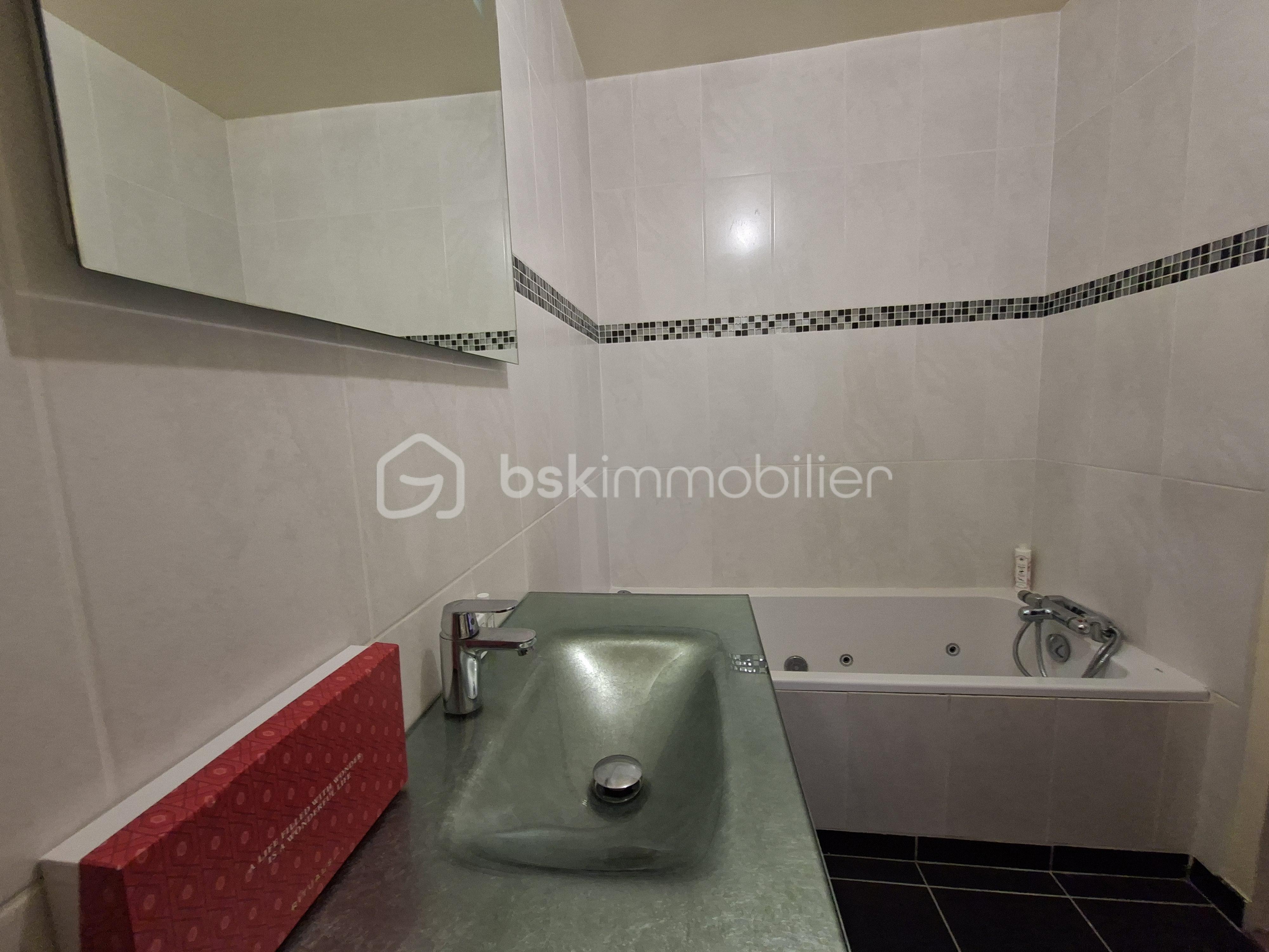 Maison traditionnelle de 100 m² - 7369.jpg