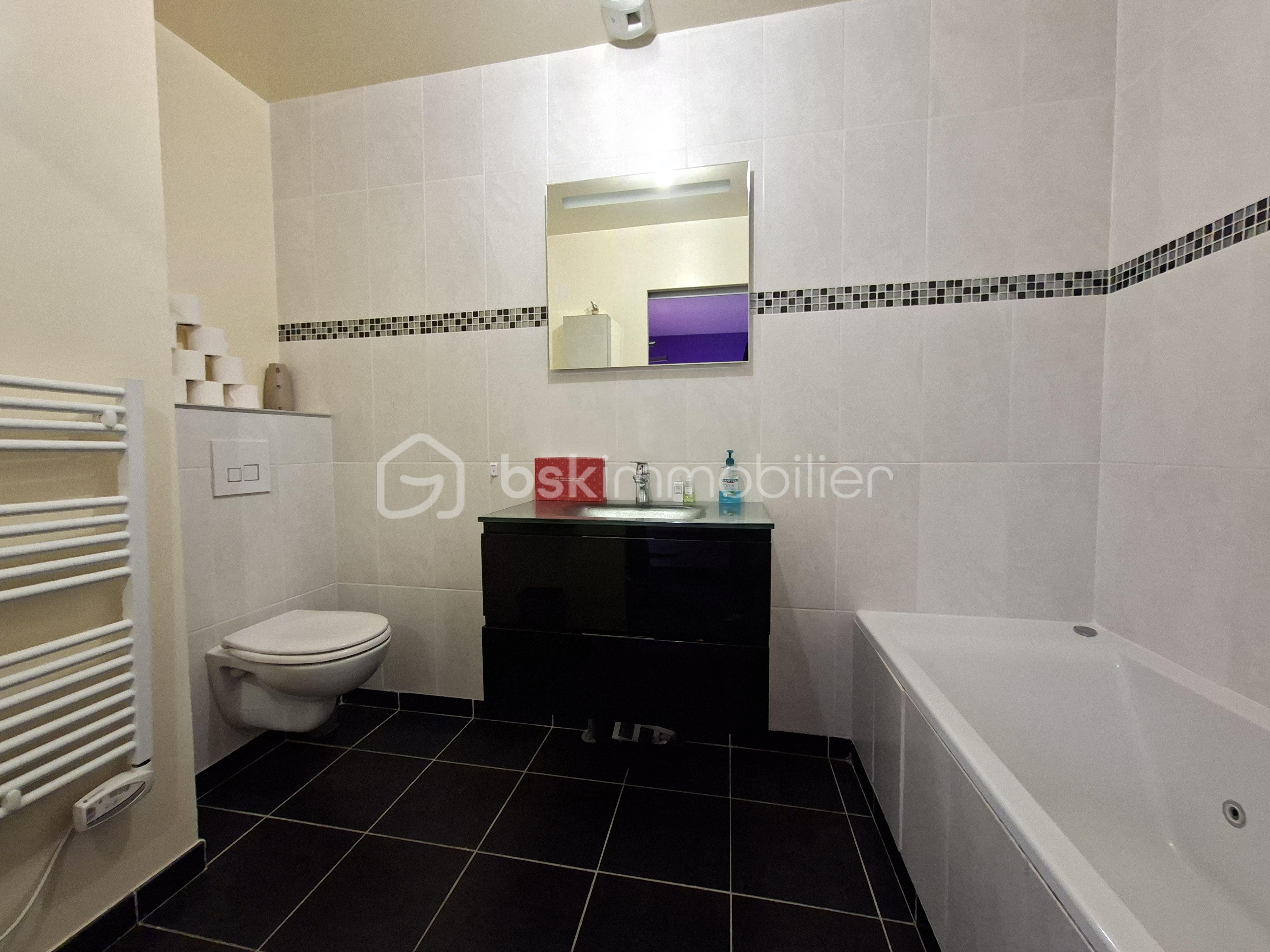 Maison traditionnelle de 100 m² - 7358.jpg