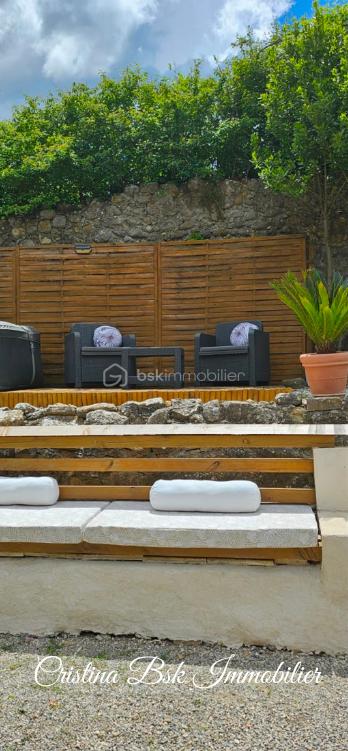 Maison de 38 m² - salon balcon 1er text bas .png