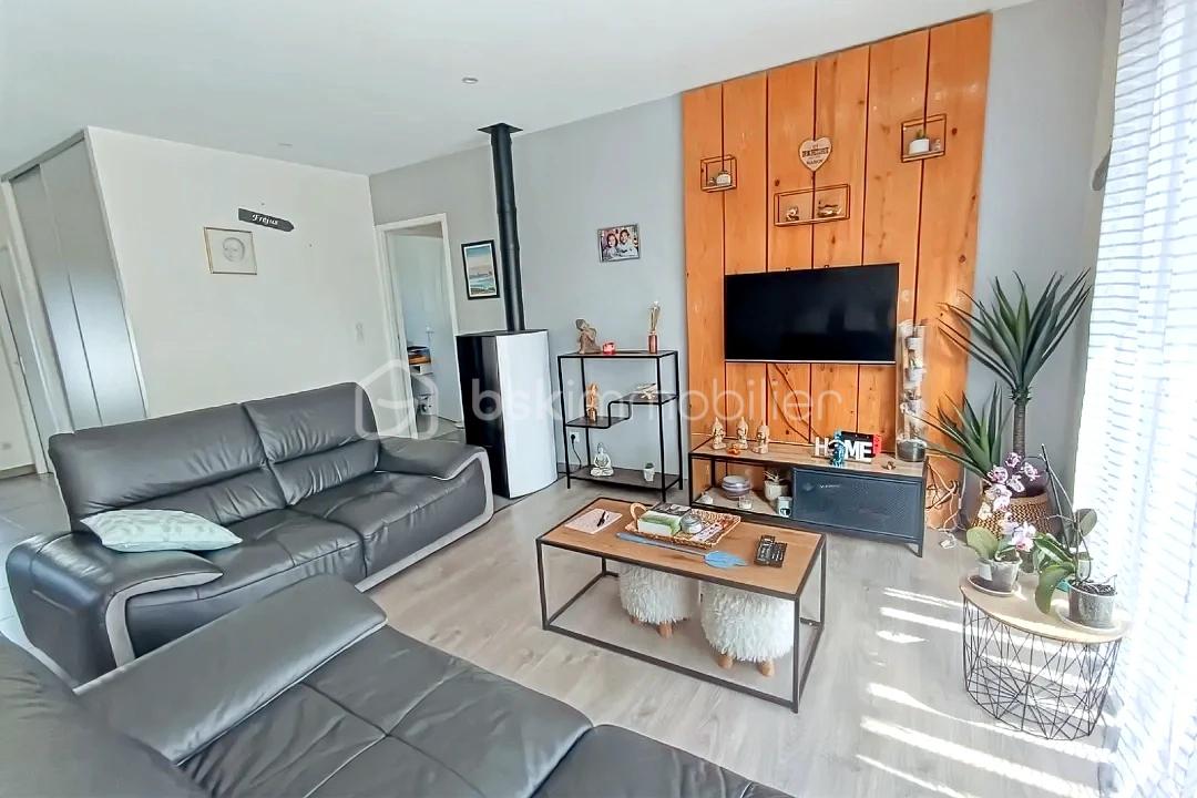 Maison de 130 m² - hoqi-99f32f8a6a8145d4a7bfe851eed943fa - Copie.jpg