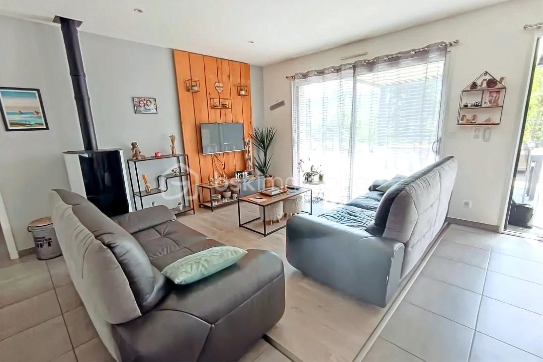 Maison de 130 m² - hoqi-64be31dfa3ea48f1be252efeca62581c.jpg