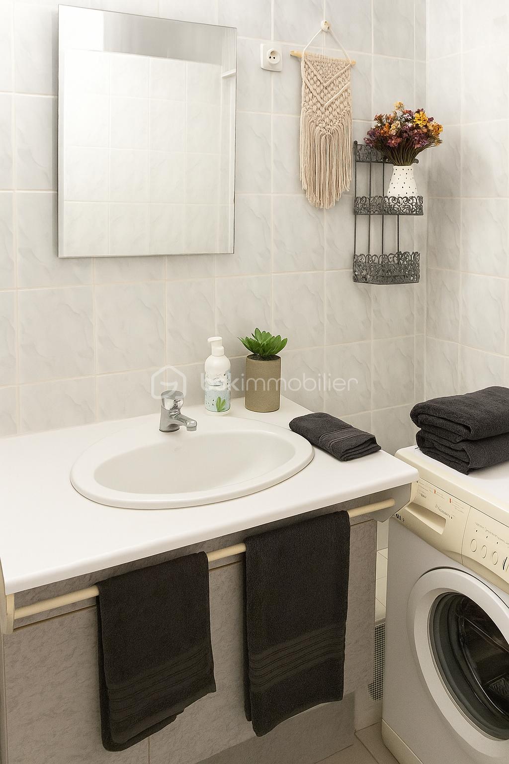 Appartement de 53 m² - ChatGPT Image Nov 4, 2025, 08_12_20 PM.png