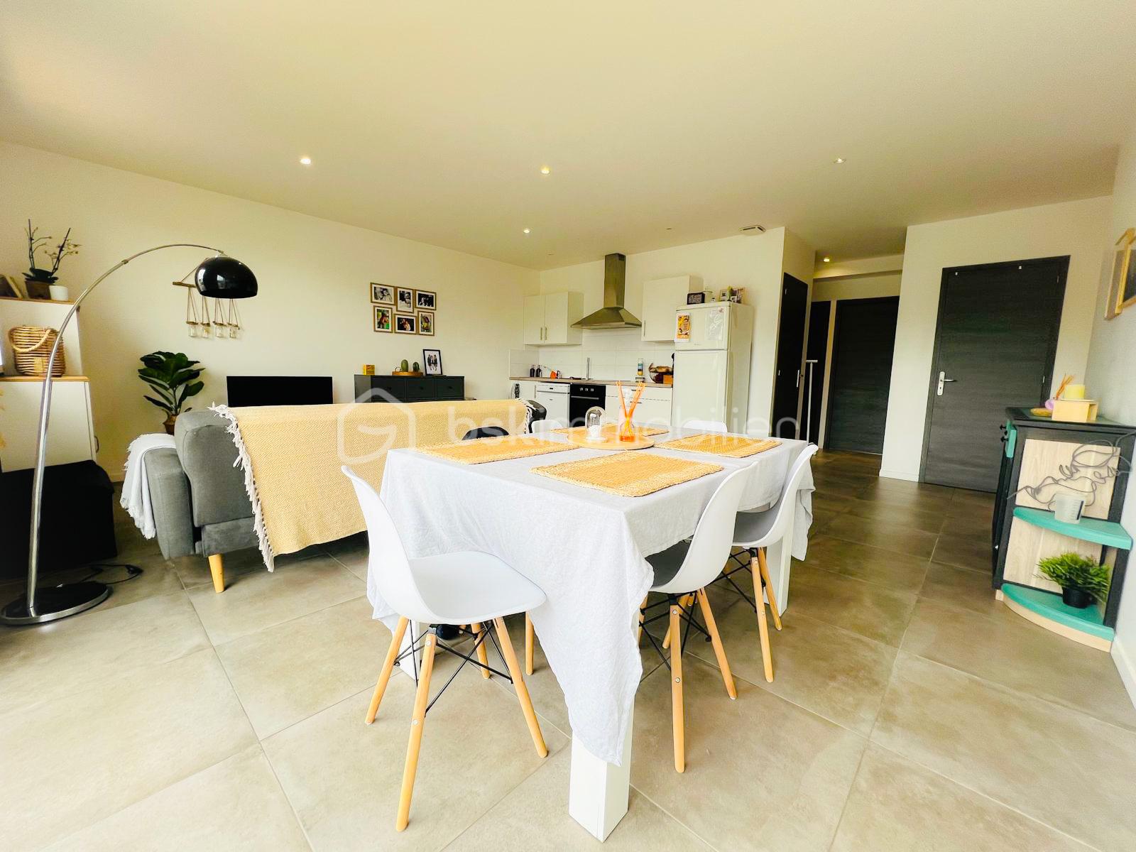 Appartement de 71,68 m² - SEJOUR 14 PHOTOSHOP.jpg