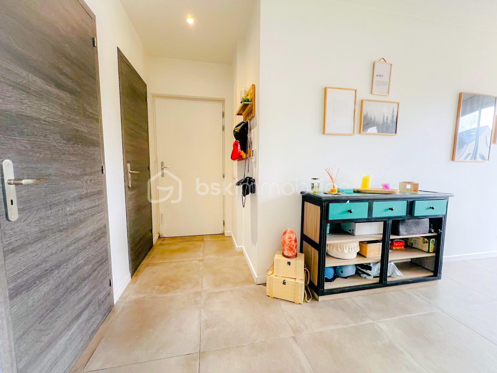 Appartement de 71,68 m² - ENTREE 2 PHOTOSHOP.jpg