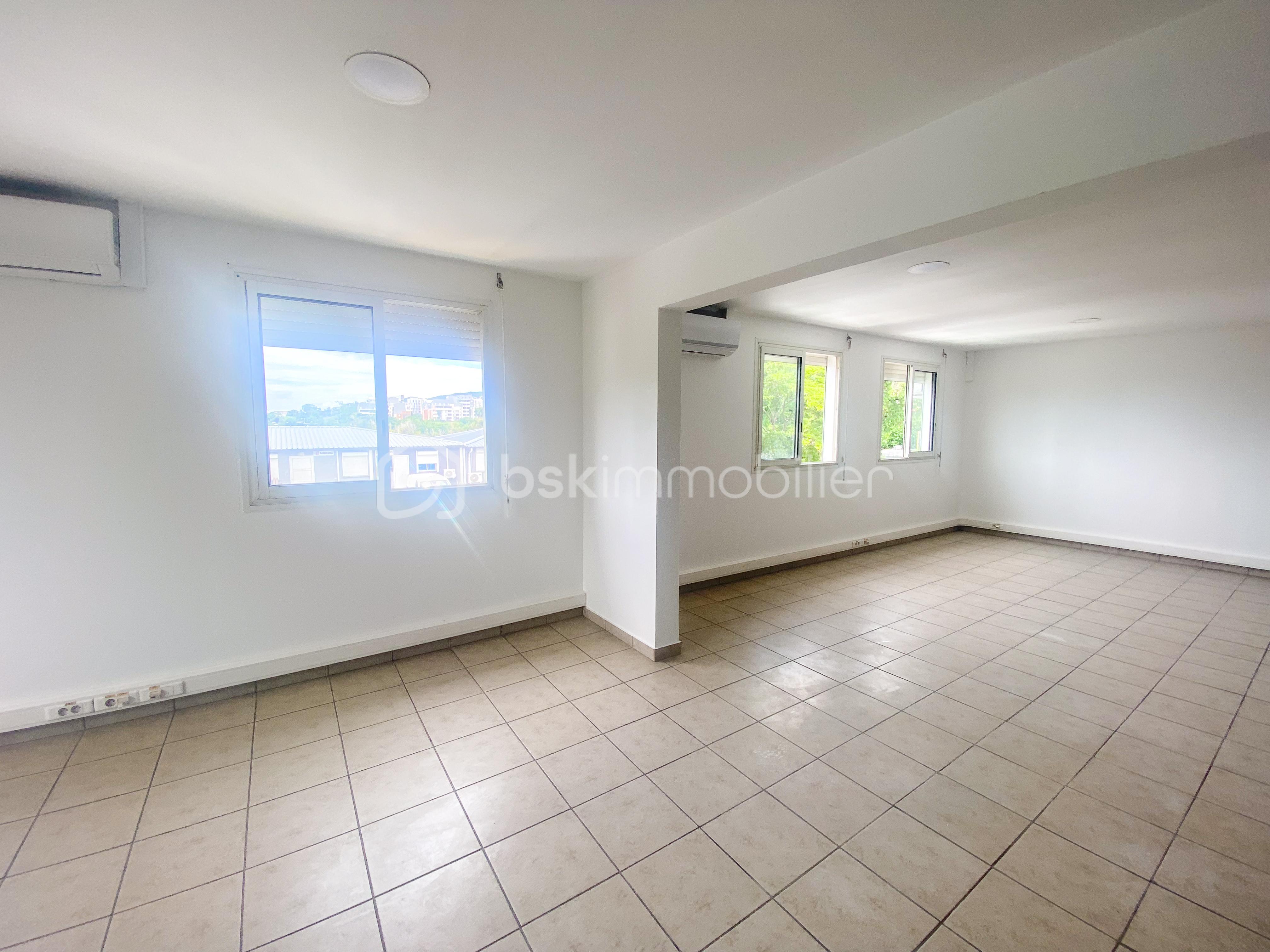 Bureau de 74 m² - IMG_8247.jpg