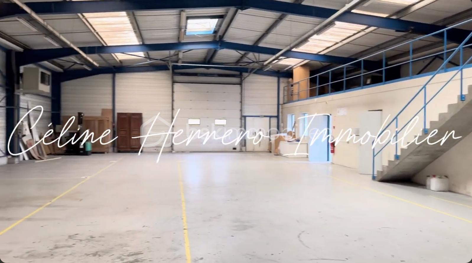 Local d'activités de 490 m² - Capture d’écran 2026-02-13 à 07.48.29.png