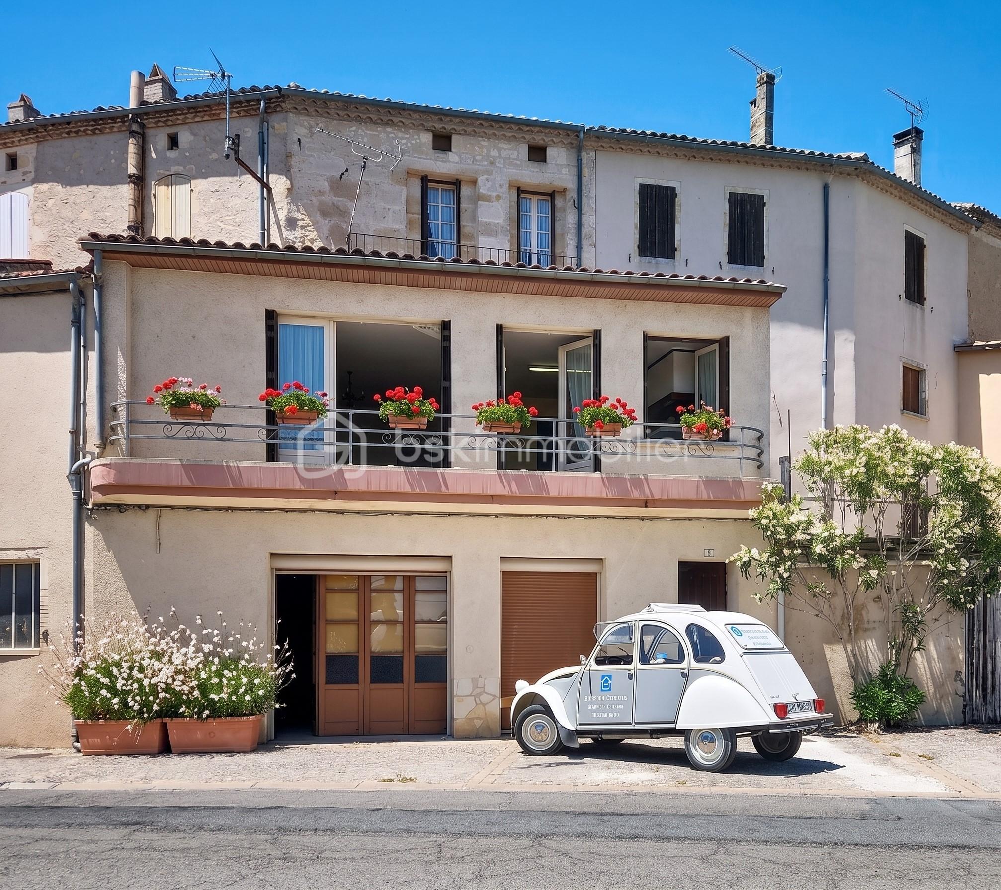 Maison 10 pièces 147 m² · à Miradoux · 147 m² · 90 000 €