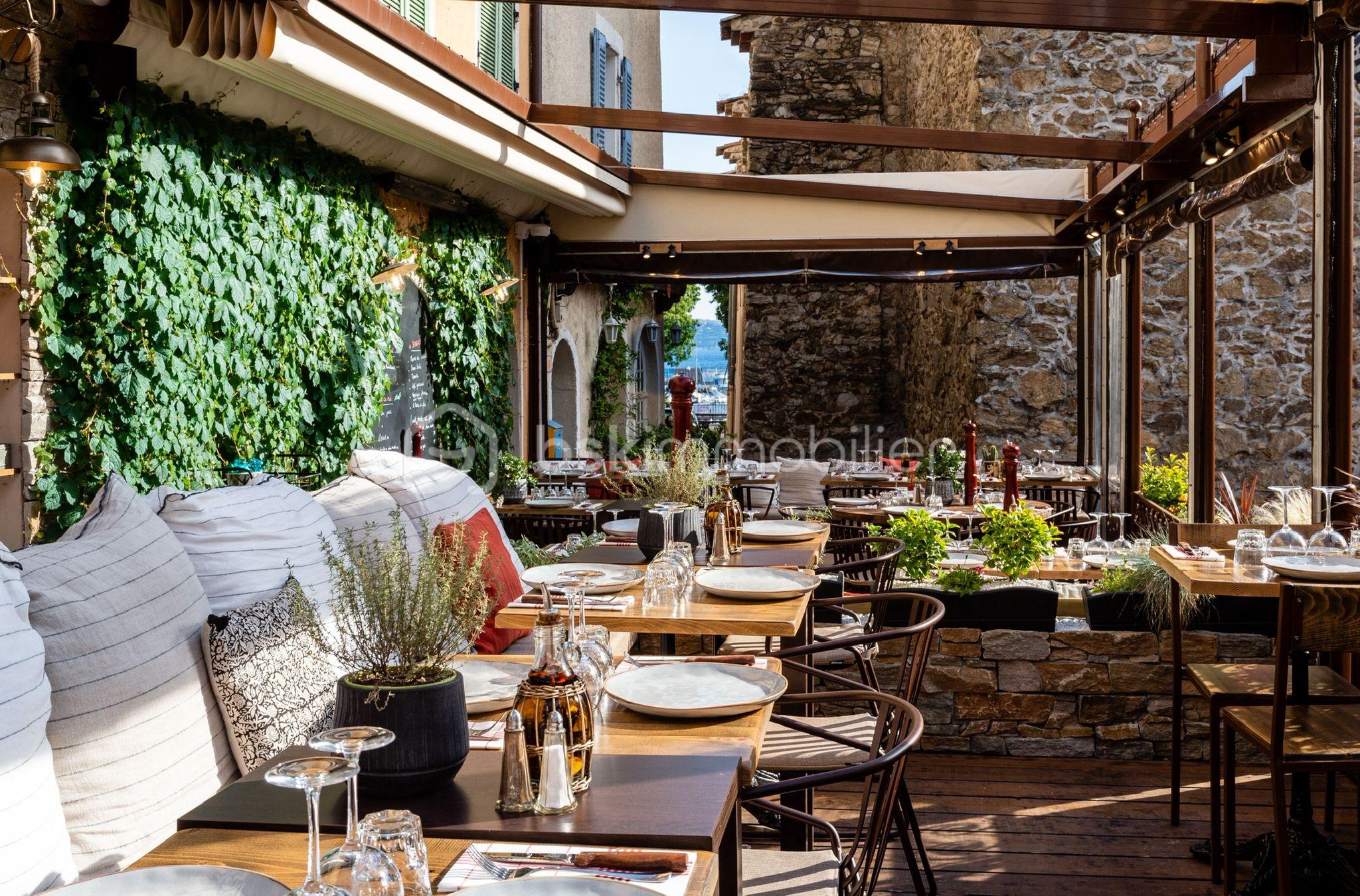 Fonds de commerce - WhatsApp Image 2025-10-16 à 14.10.39_4b6ebed8.jpg