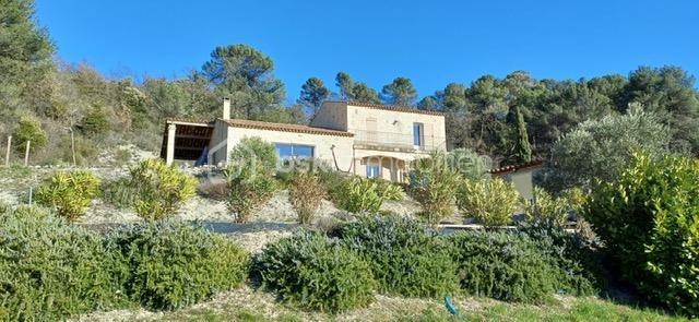 Maison provencale de 177 m² - d0383b1a-3bdd-4b52-bddb-f989cd90795b.JPG