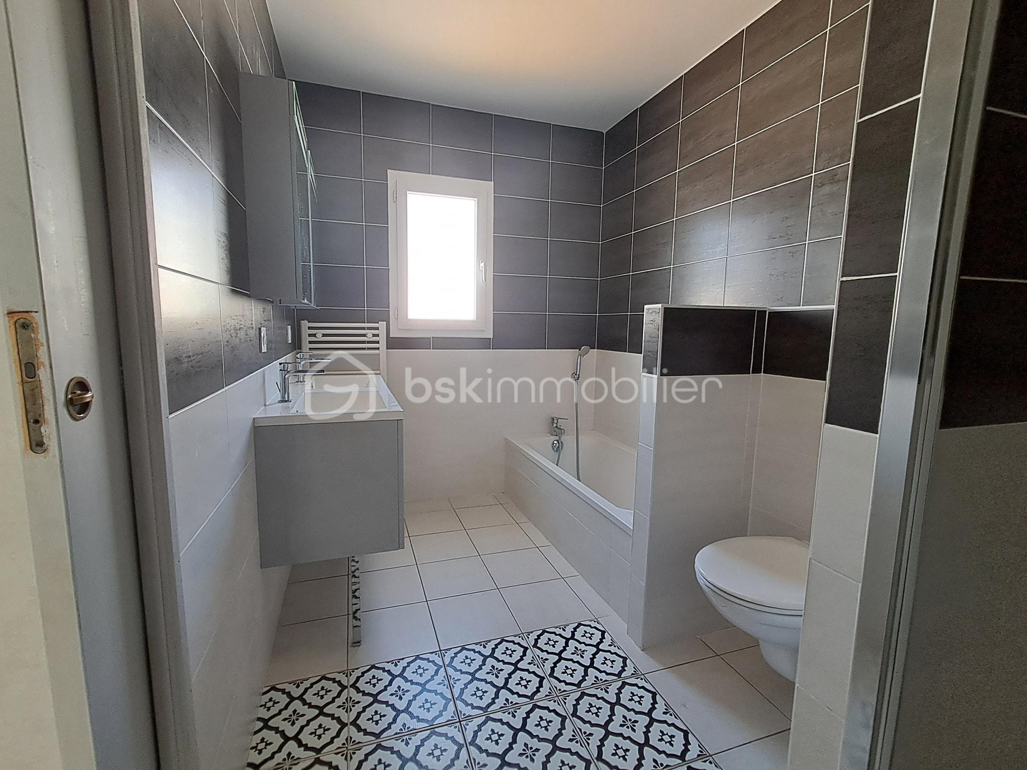 Maison de 119 m² - 528993136_122139230636696471_2796041037801393252_n.jpg