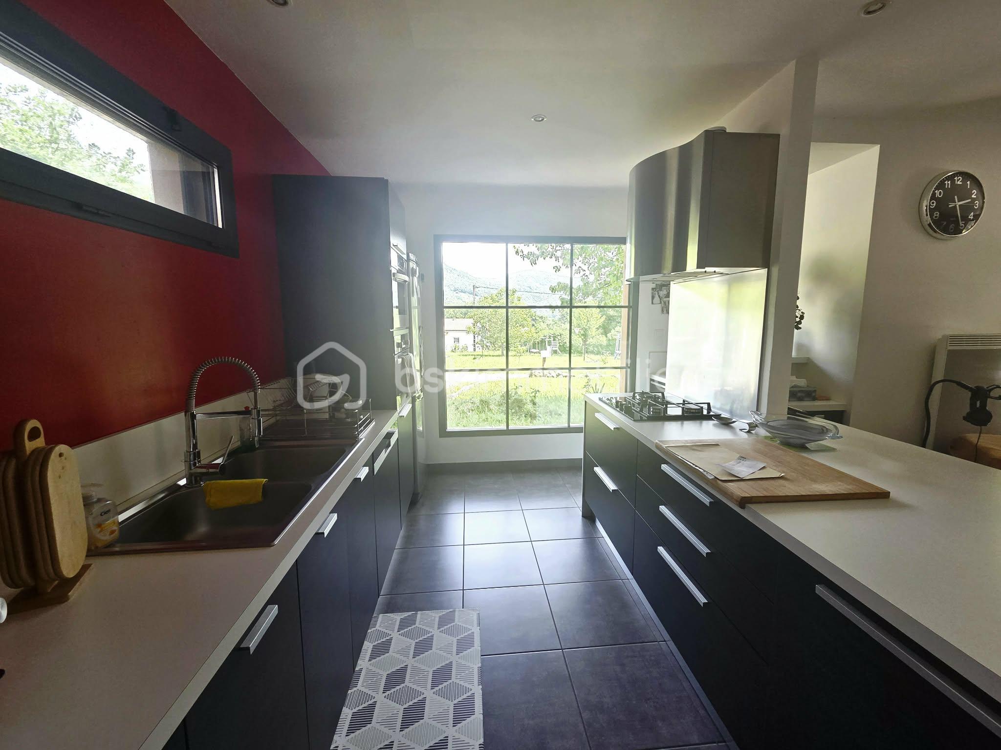 Maison de 102 m² - 73d23a9d-47ac-4fc8-85b9-d590385ab9d8.jfif