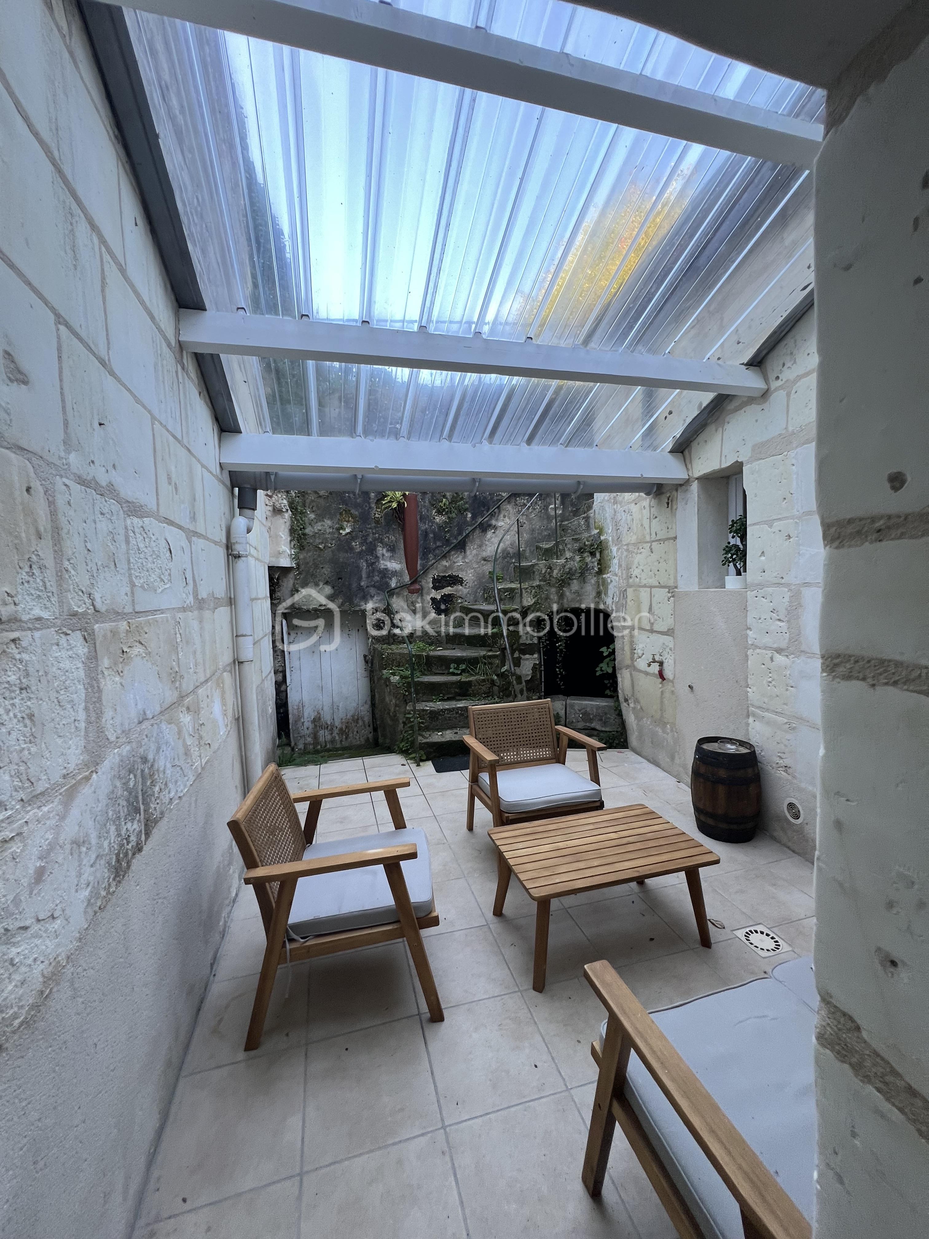 Maison ancienne de 89 m² - cour intérieur patio couvert.jpg