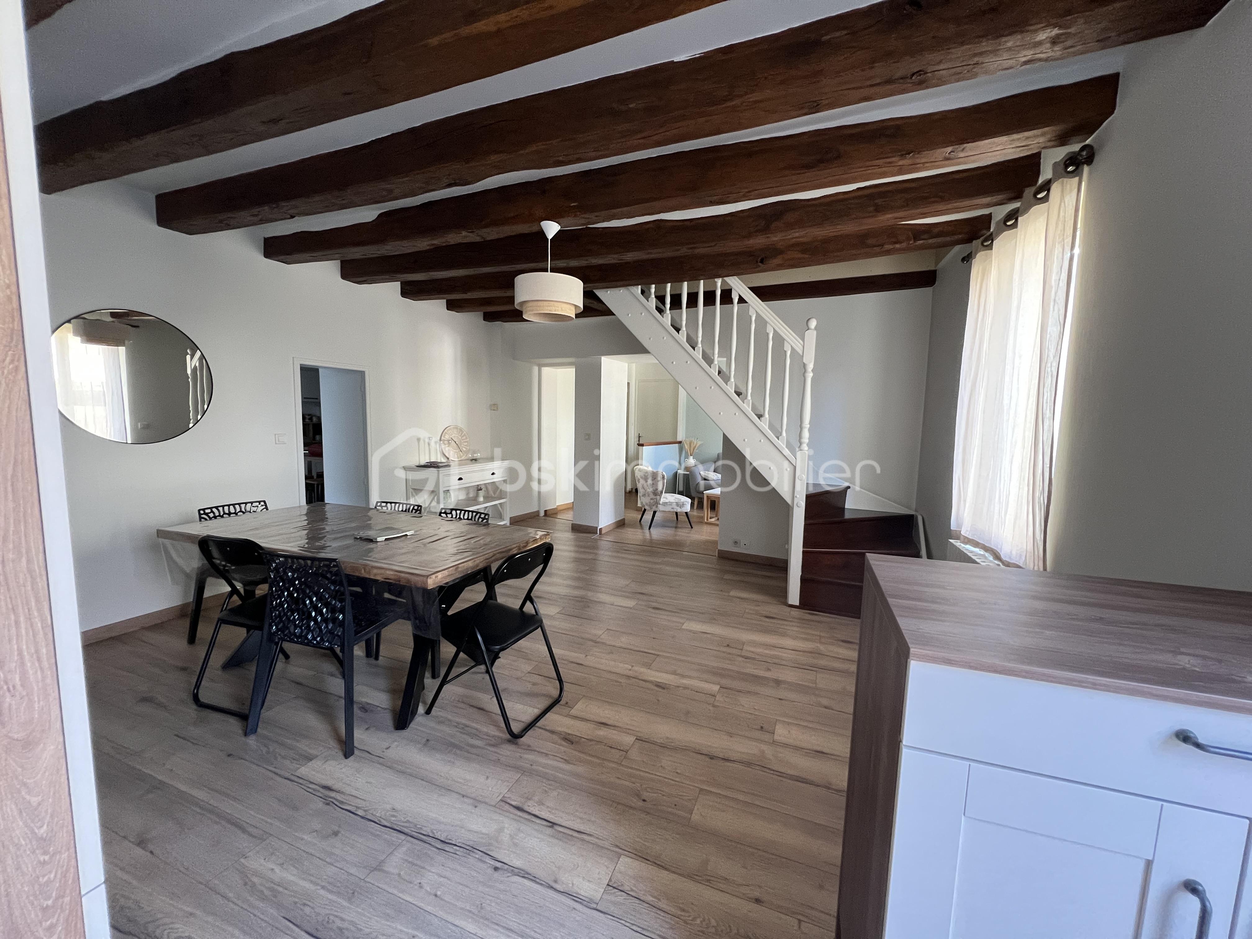 Maison ancienne de 89 m² - piece de vie CHARTIER LOCHES.jpg