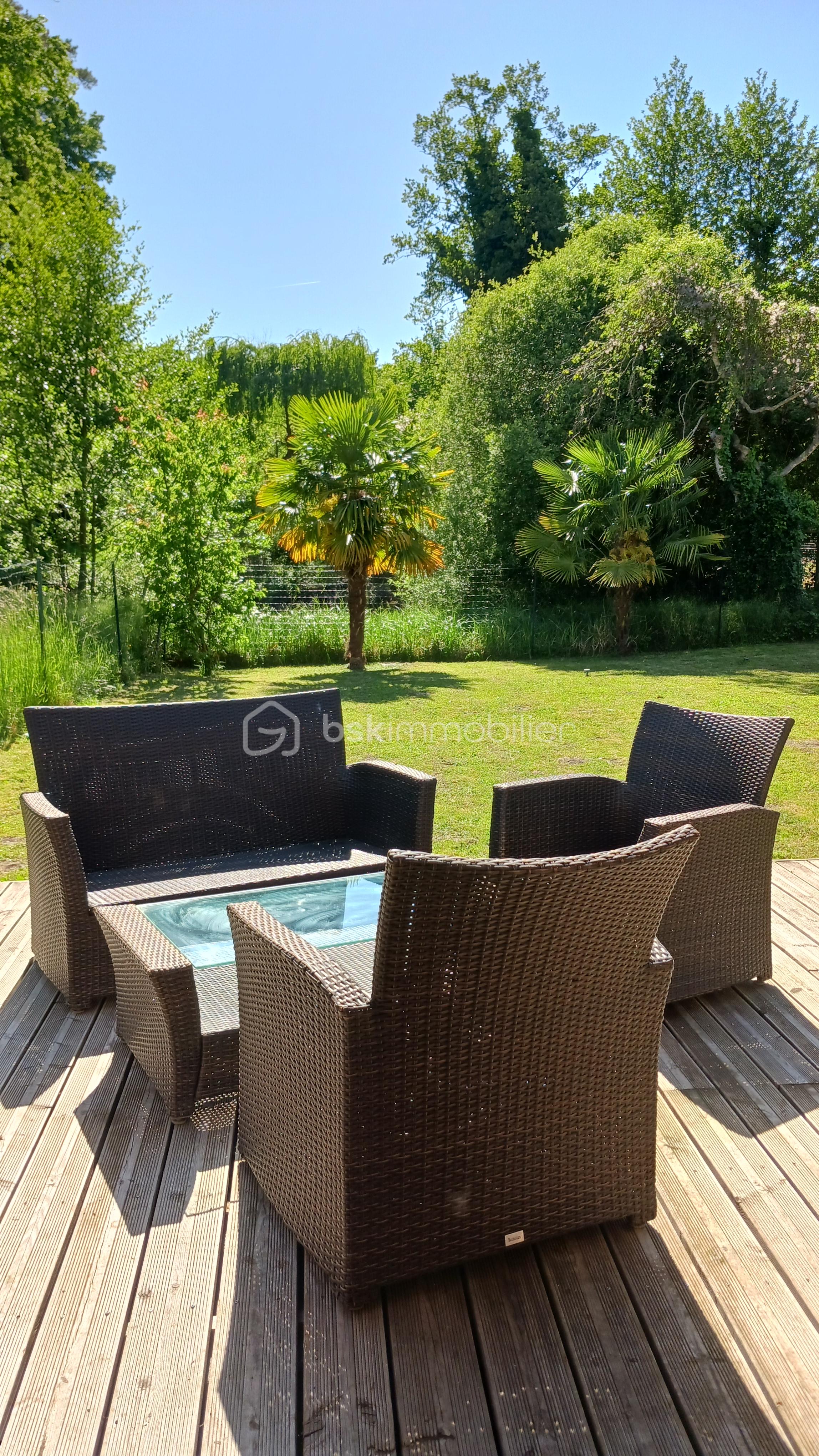 Appartement de 47 m² - salon jardin.jpg