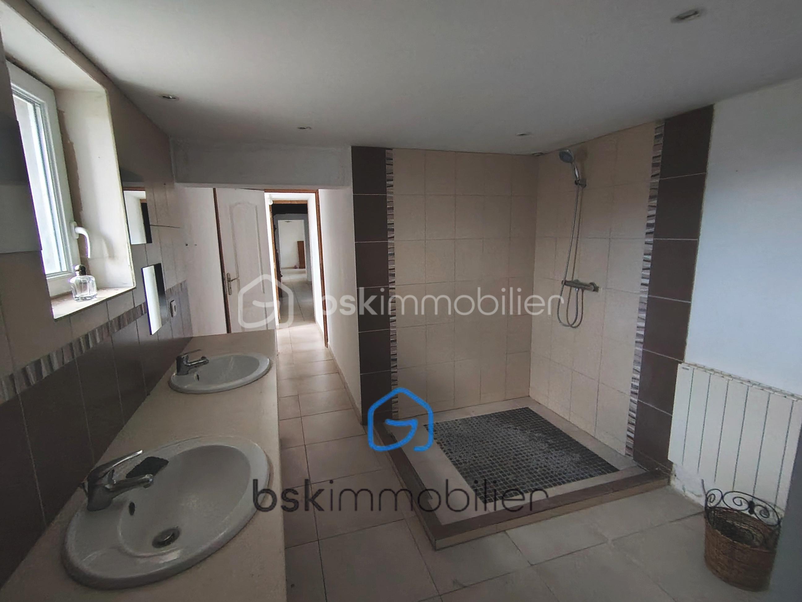 Maison de 138 m² - Photo_1761595191213.jpg