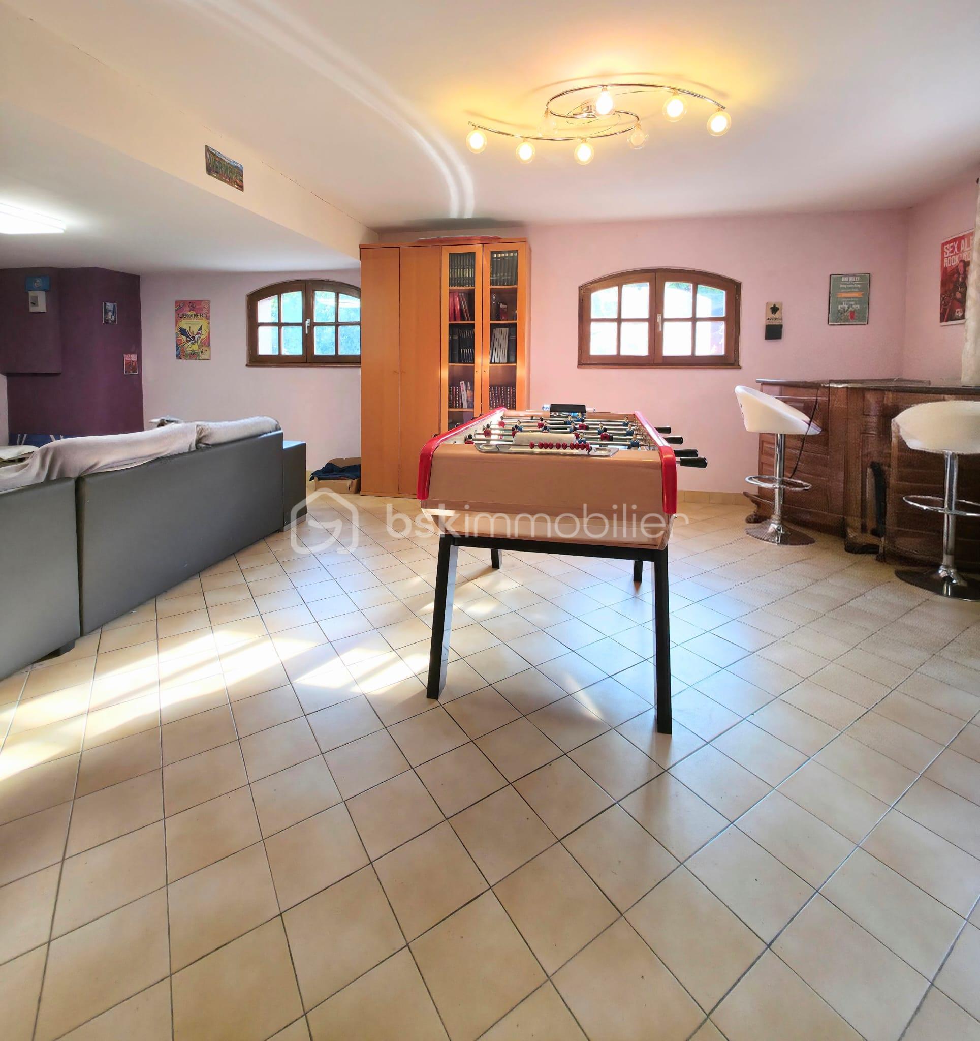 Villa de 215 m² - SALON BAS (2).jpg