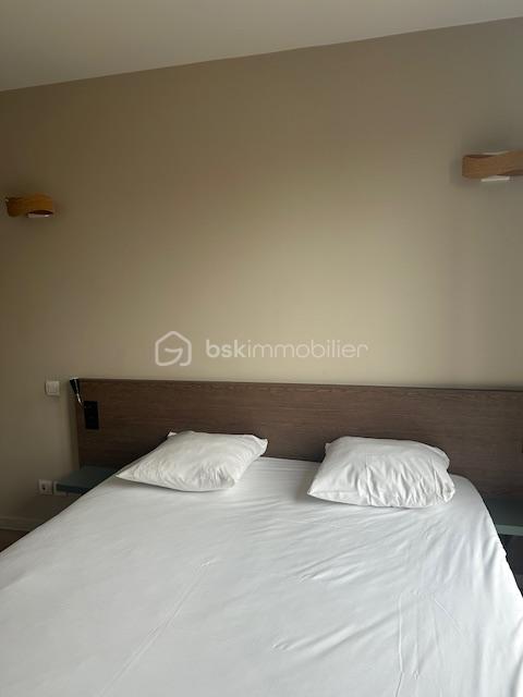 Chambre de service de 30,59 m² - IMG_2074.jpg