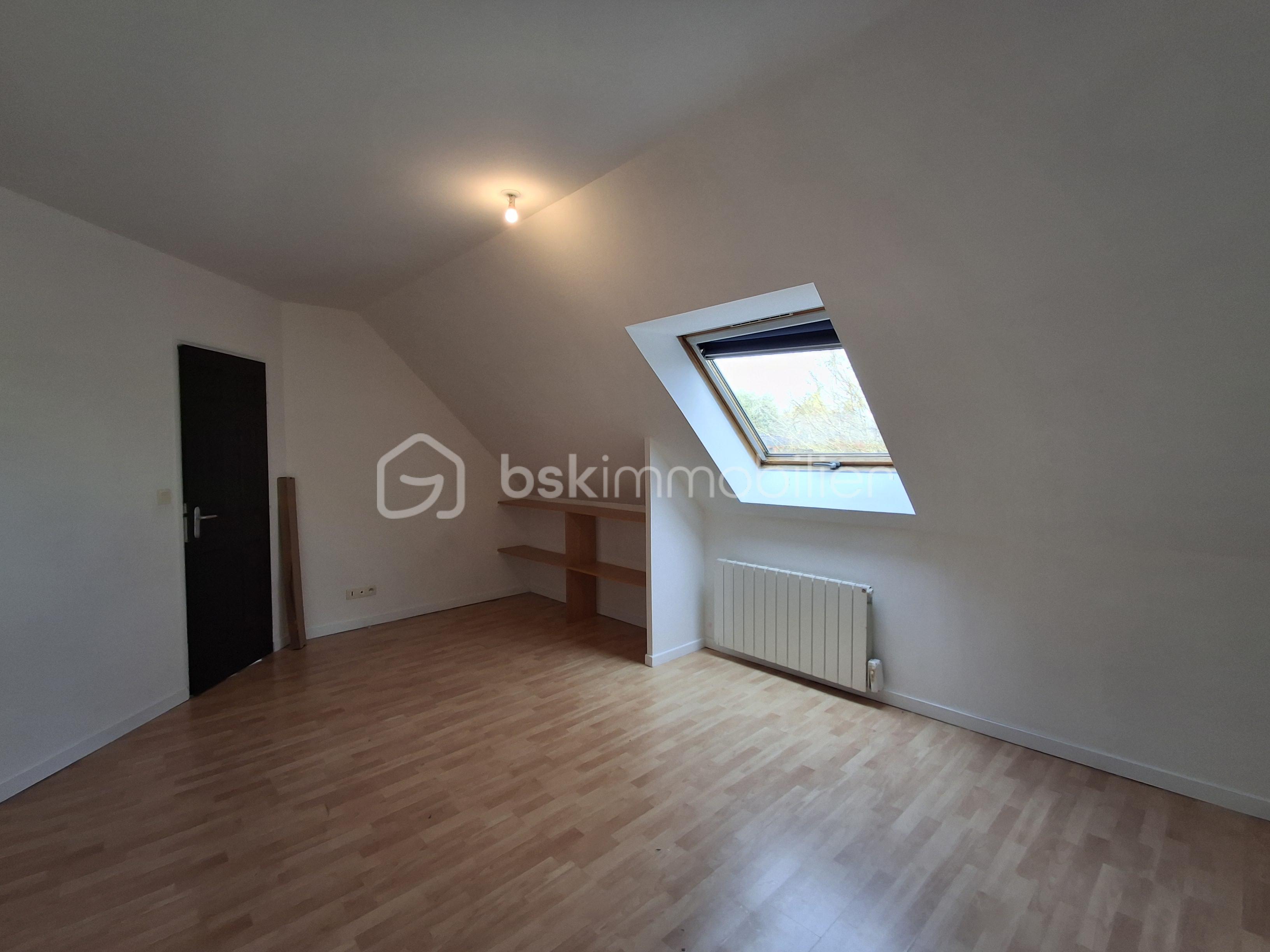 Maison de 125 m² - Chambre 2ème droite.png