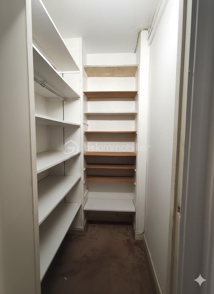 7C placard chambre 1 refait.jpg