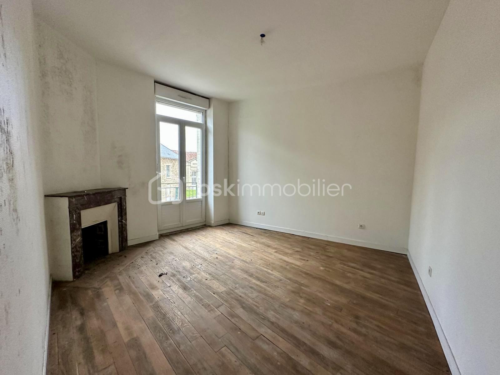 Immeuble de 260 m² - PHOTO-2025-01-22-11-58-52 2.jpeg