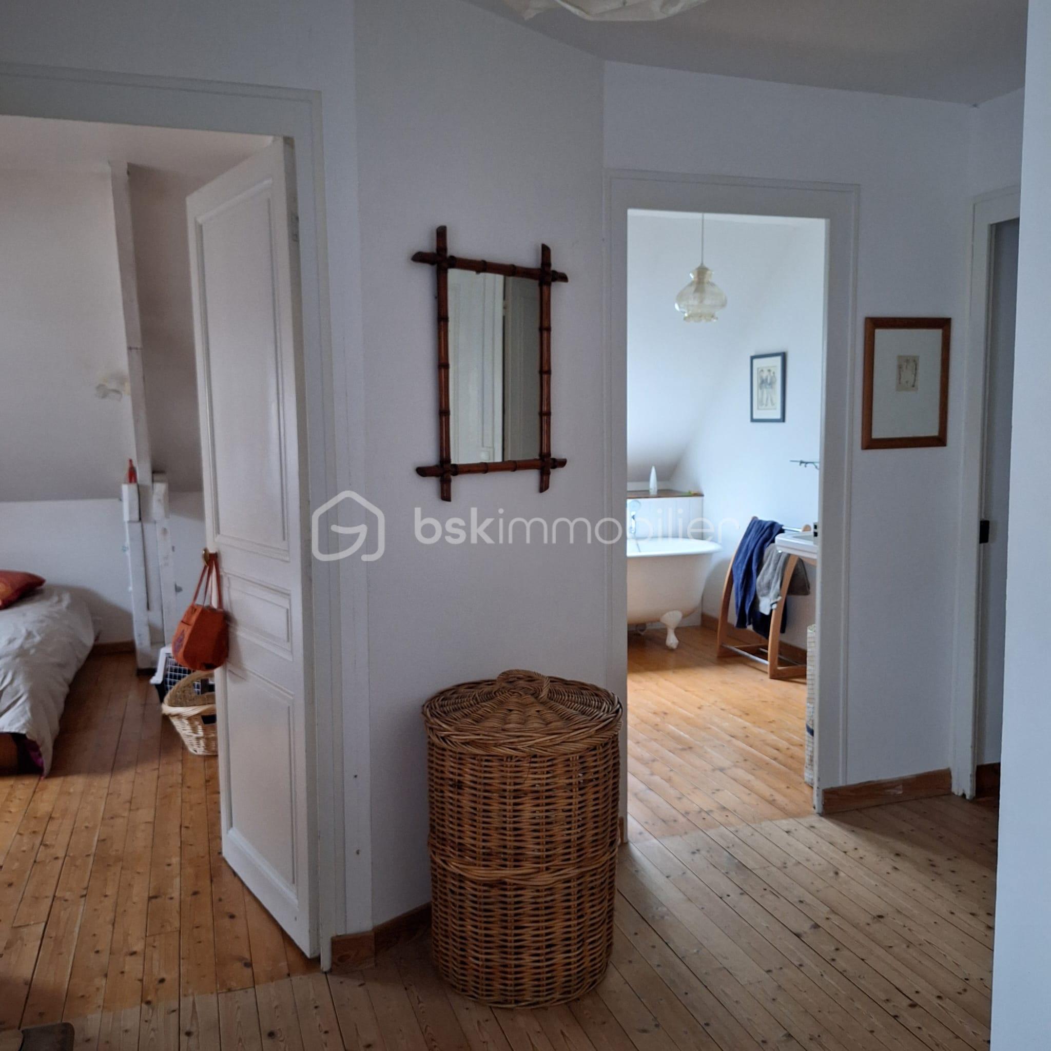 Maison de ville de 118 m² - e05411eb-a844-4710-9c5d-60269b05343d.jpeg