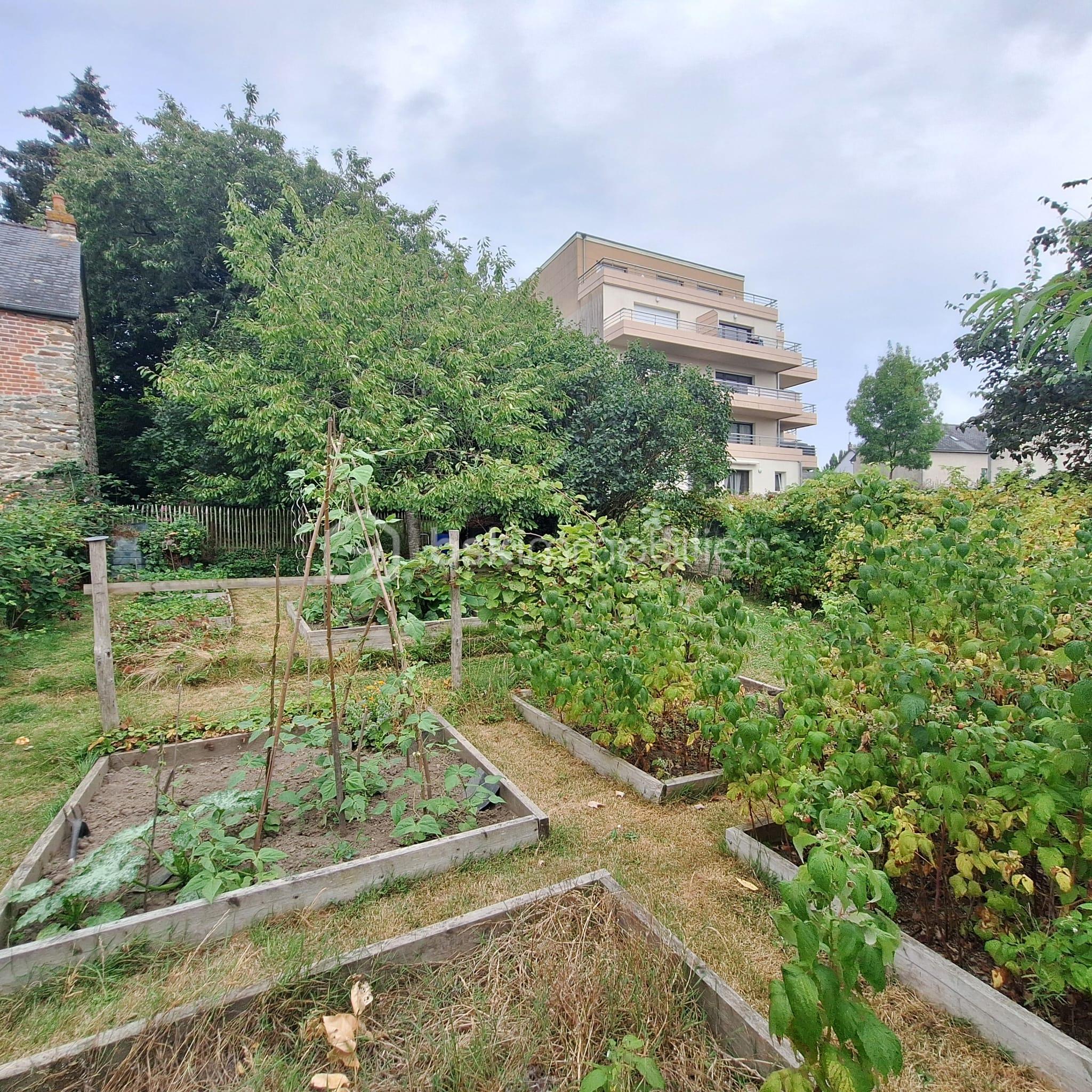 Maison de ville de 118 m² - ed24a4d2-e274-4ed6-b9a9-dd471c2061a8.jpeg