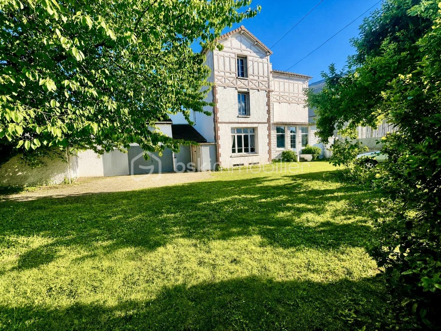 Maison 10 pièces 197 m² · à Gisors · 197 m² · 355 000 €