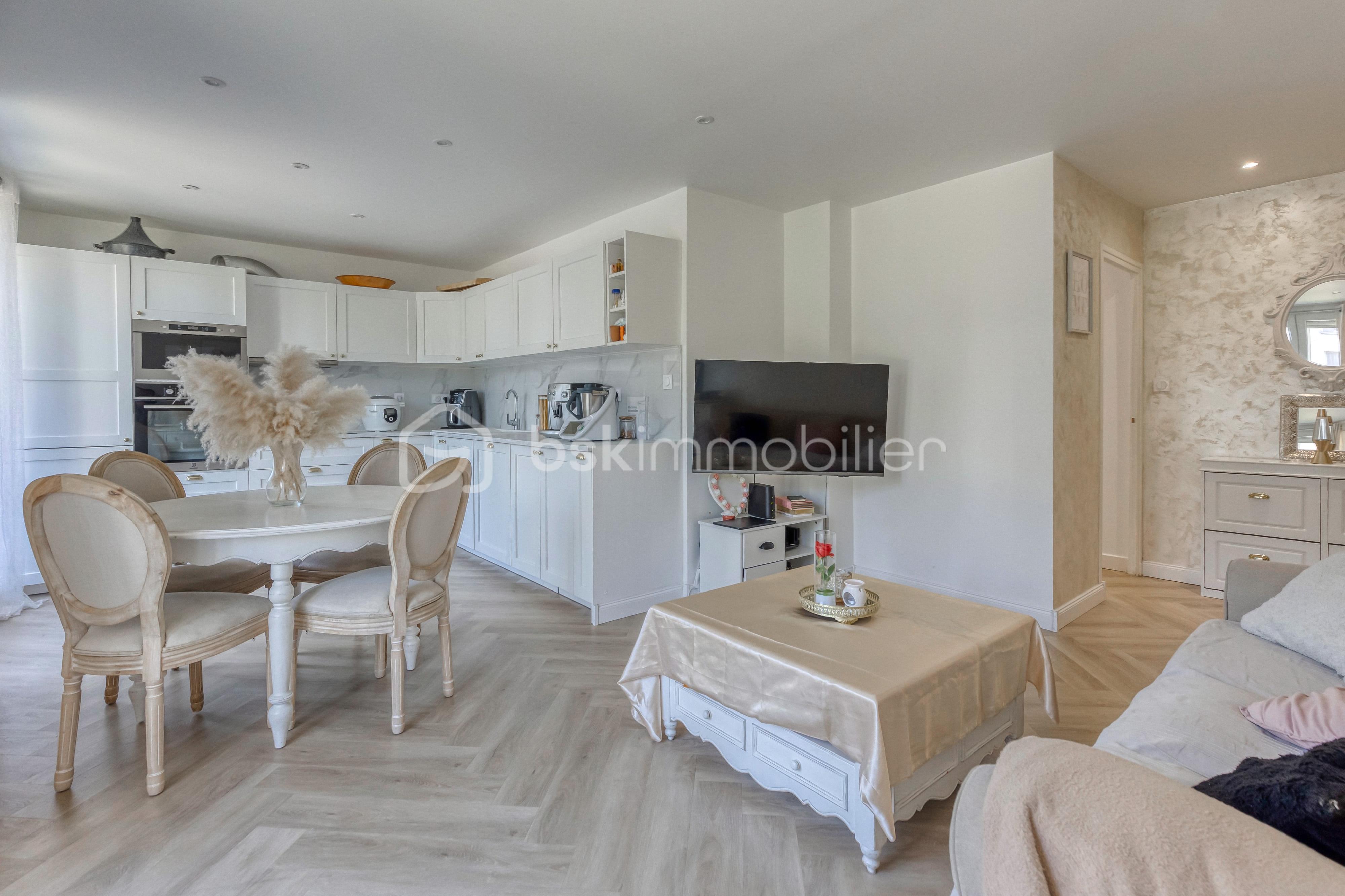 Appartement 4 pièces 63 m² · à Le Pont-de-Claix · 63 m² · 135 000 €