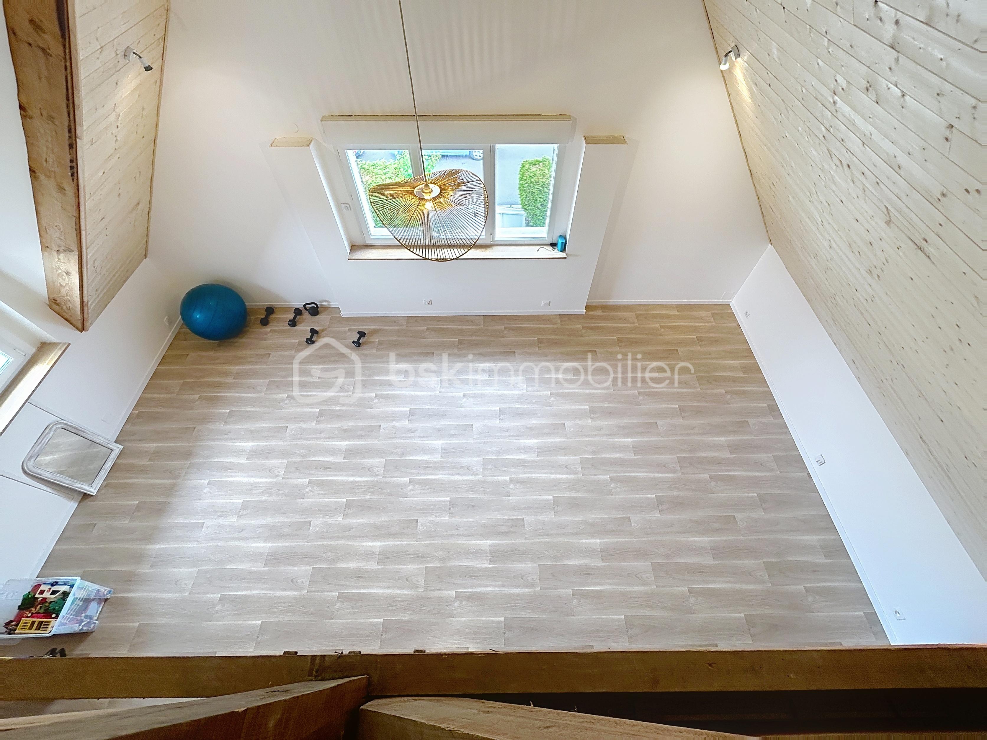 Maison traditionnelle de 210 m² - 27.jpg