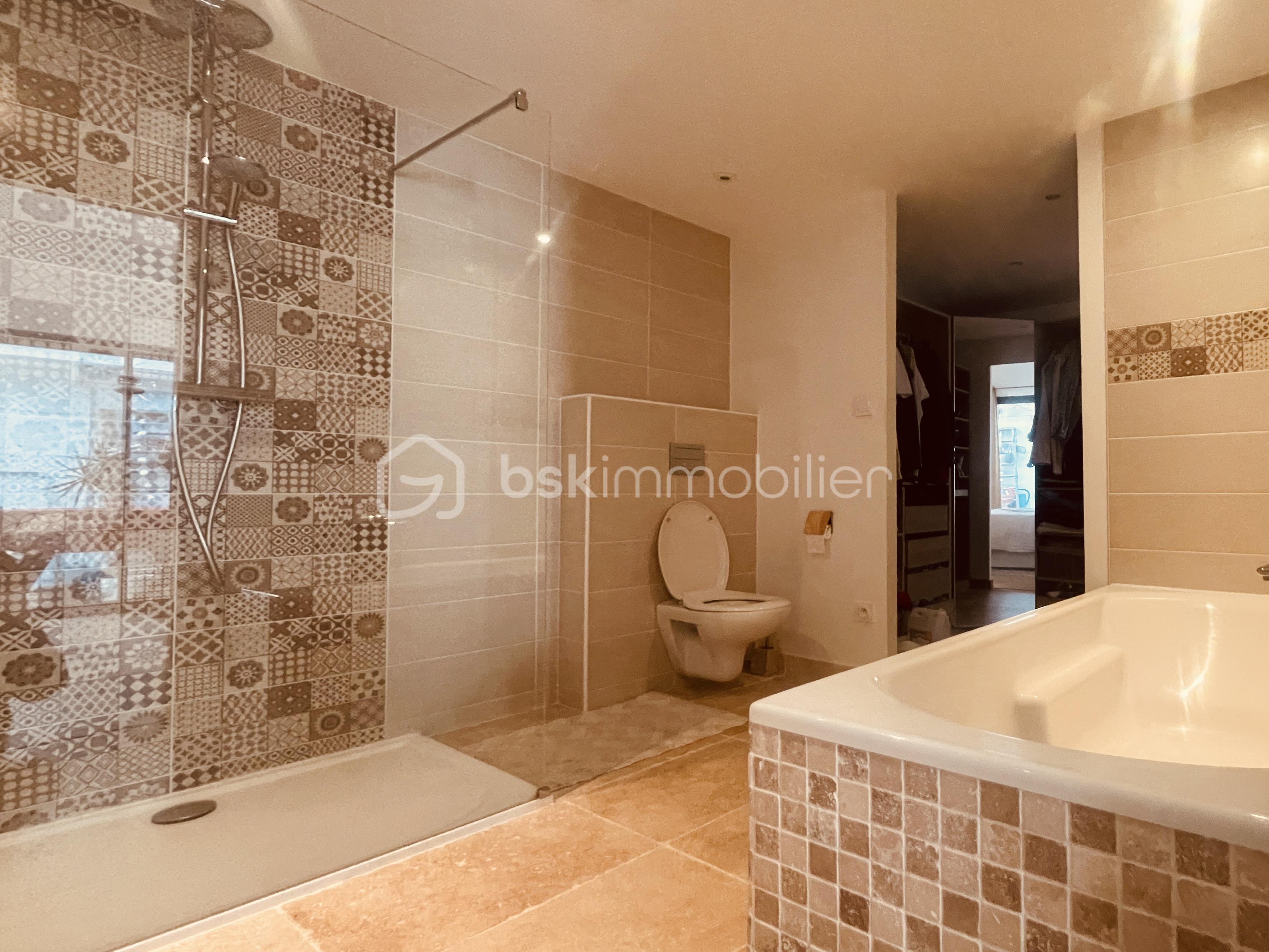 Duplex de 150 m² - salle de bain 2.jpg