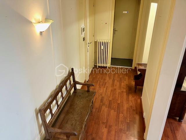 Appartement de 144 m² - louchez_hall_entrée.jpg