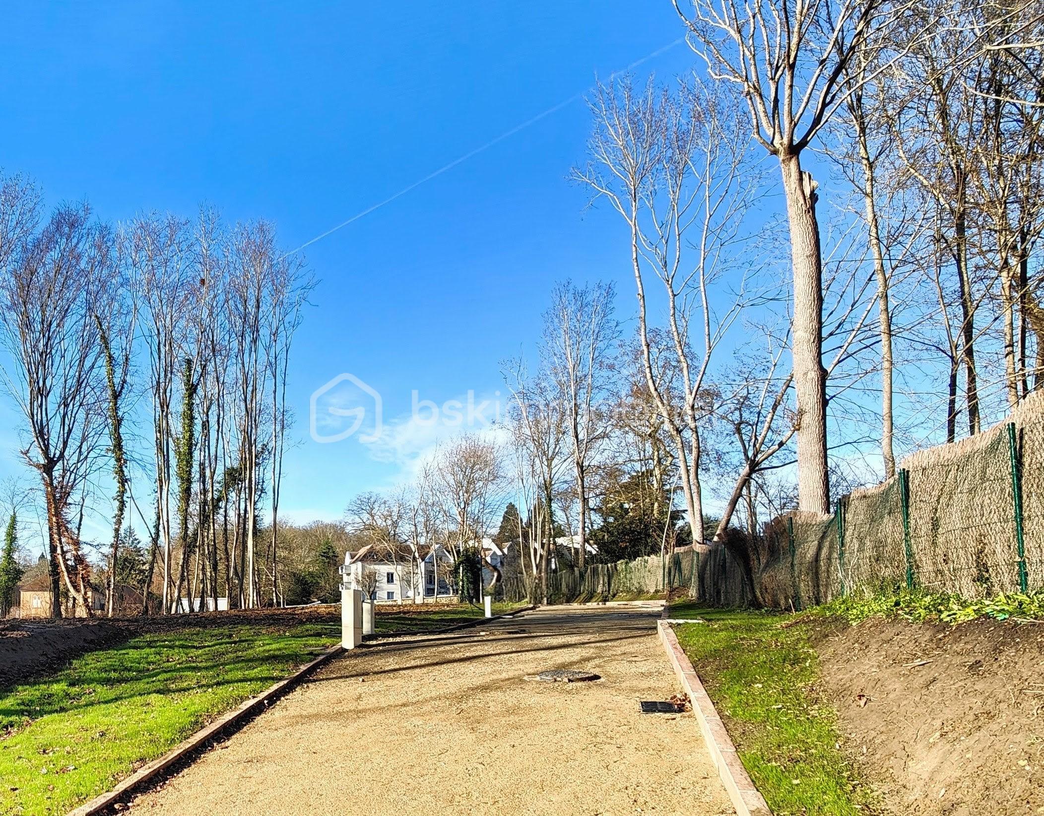Terrain de 1 592 m² - IMG20260113113131~4.jpg