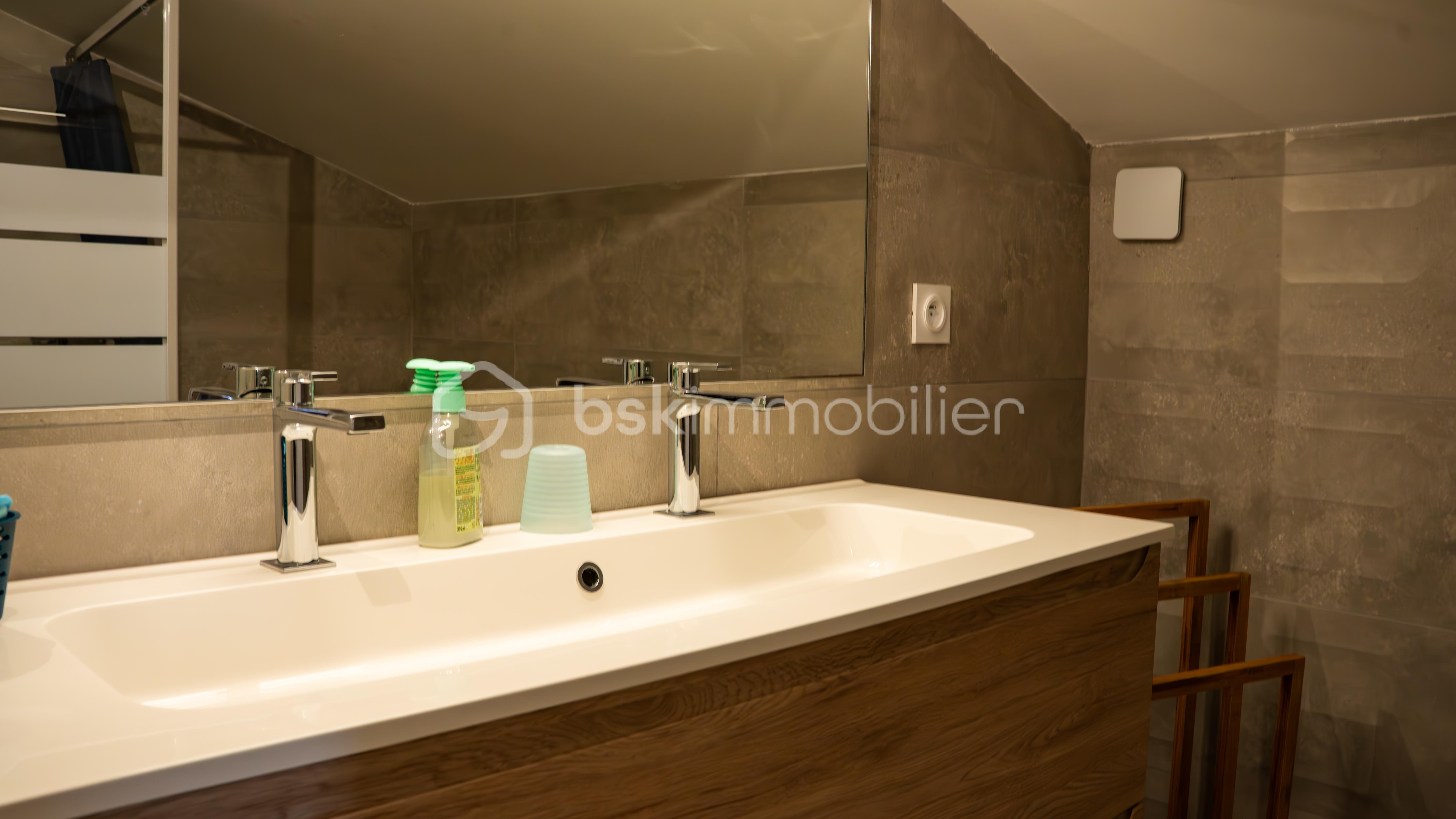 Maison en pierre de 263 m² - CA208536.jpg