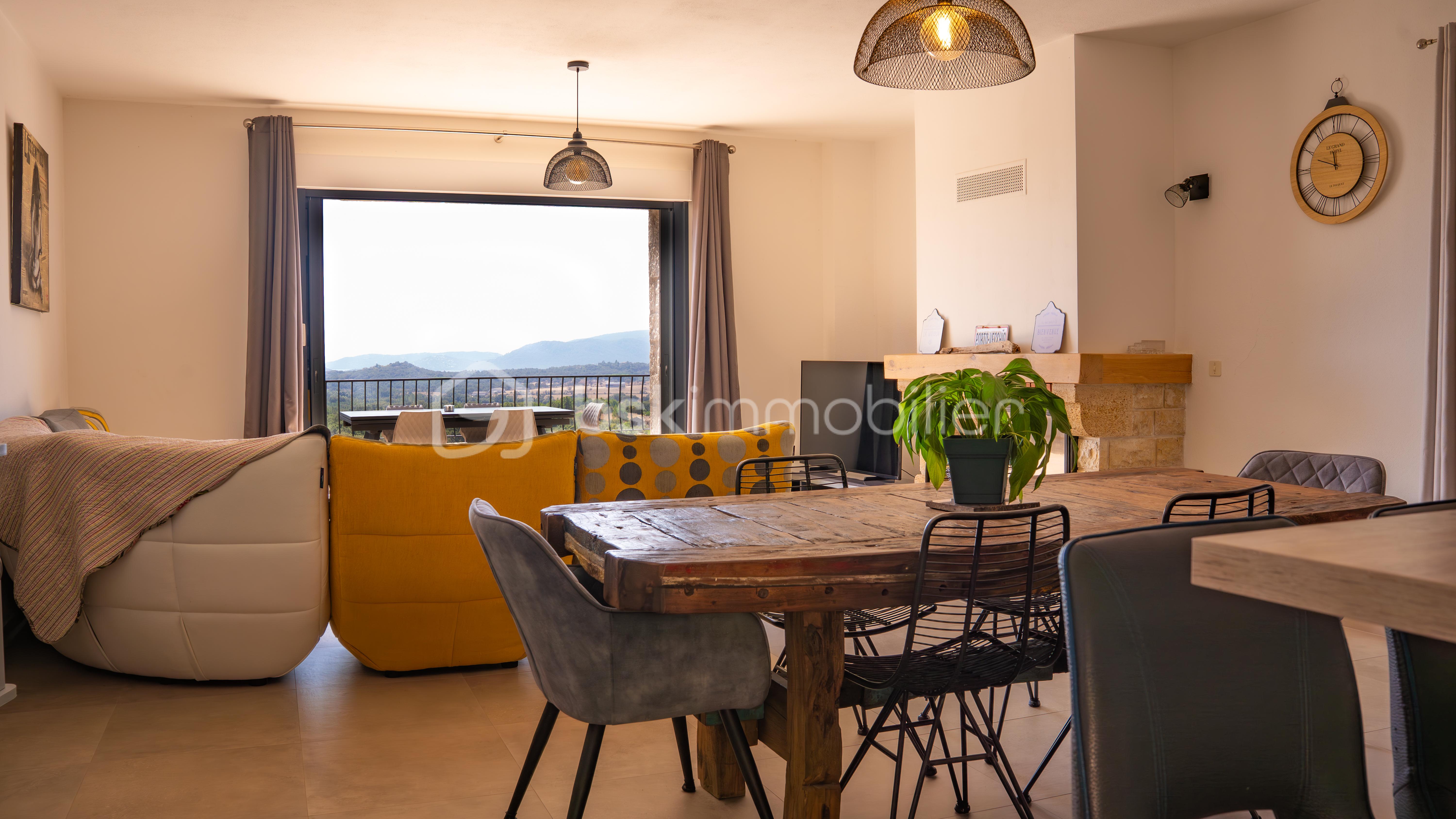 Maison en pierre de 263 m² - CA208485.jpg