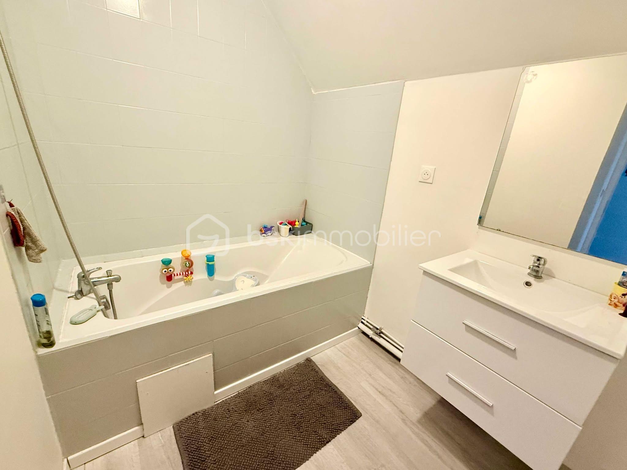 Maison de 140 m² - SDB.jpg