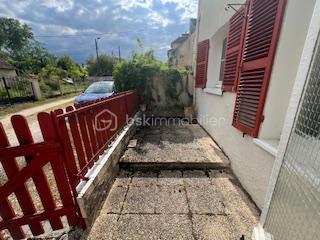 Maison traditionnelle de 90 m² - vue terrasse.jpg