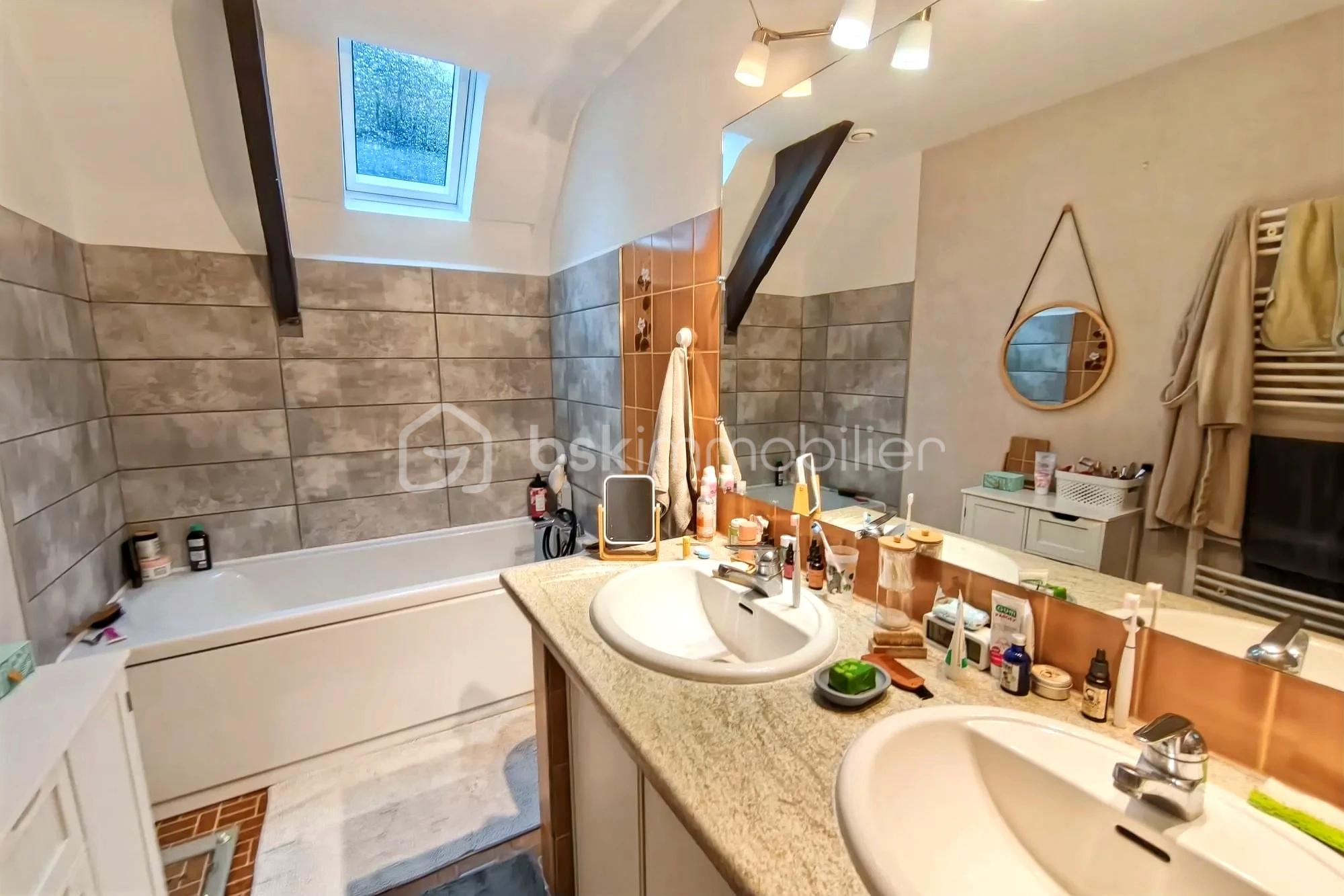 Maison de 135 m² - hoqi-e07f9ae37c914e47ac58dfd1613848d9 - Copie.jpg