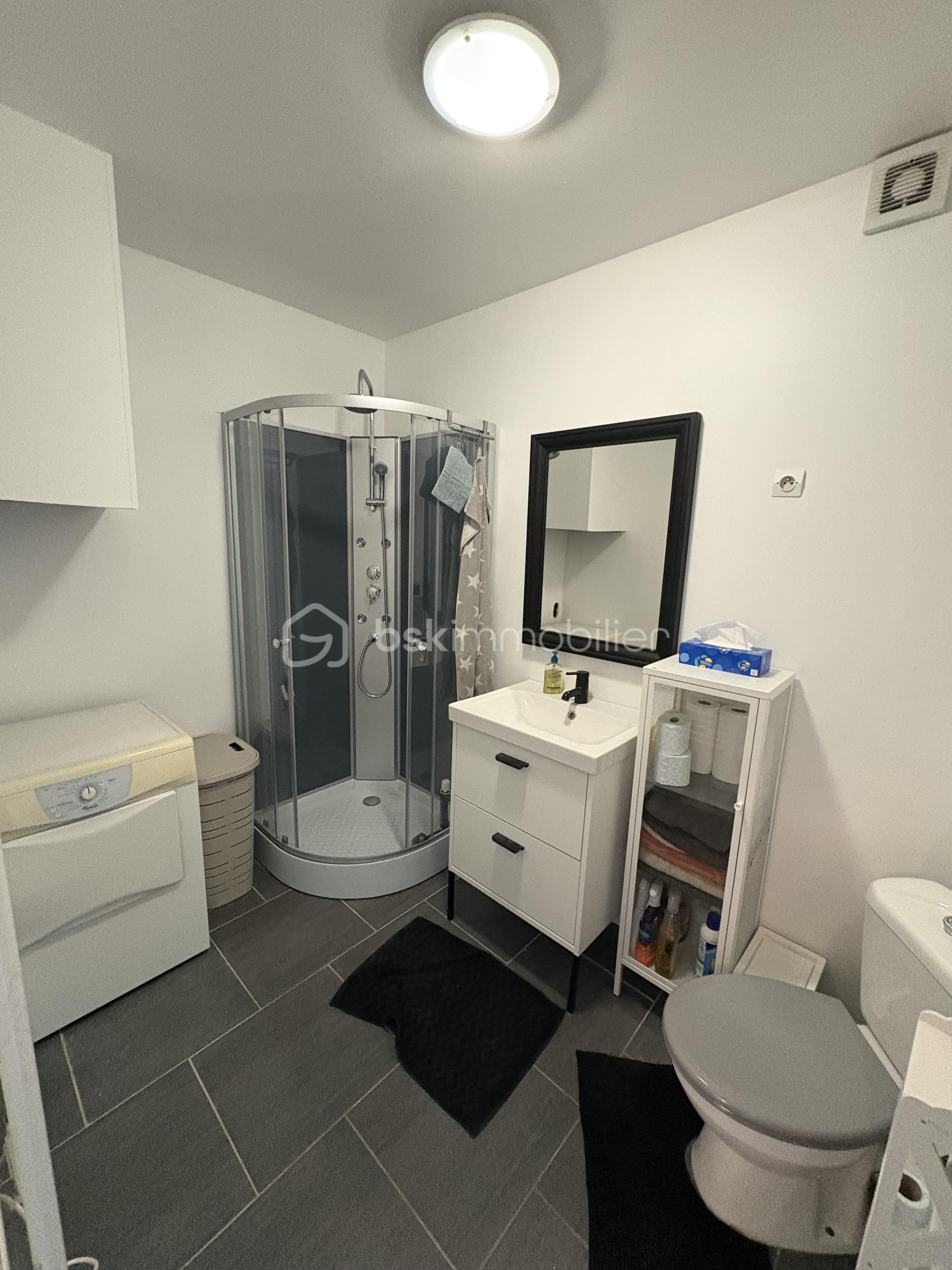 Appartement de 59,96 m² - salle de douche.jpg