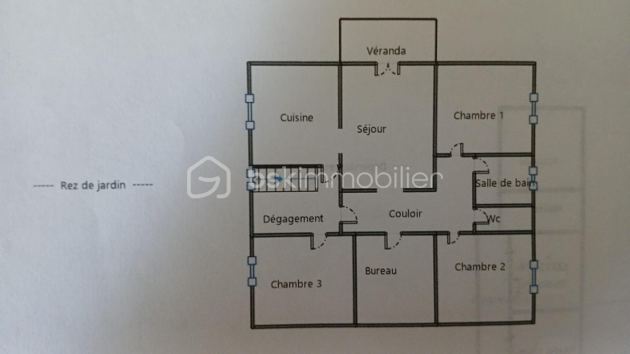 Maison traditionnelle de 235 m² - Maison RDJ.JPG