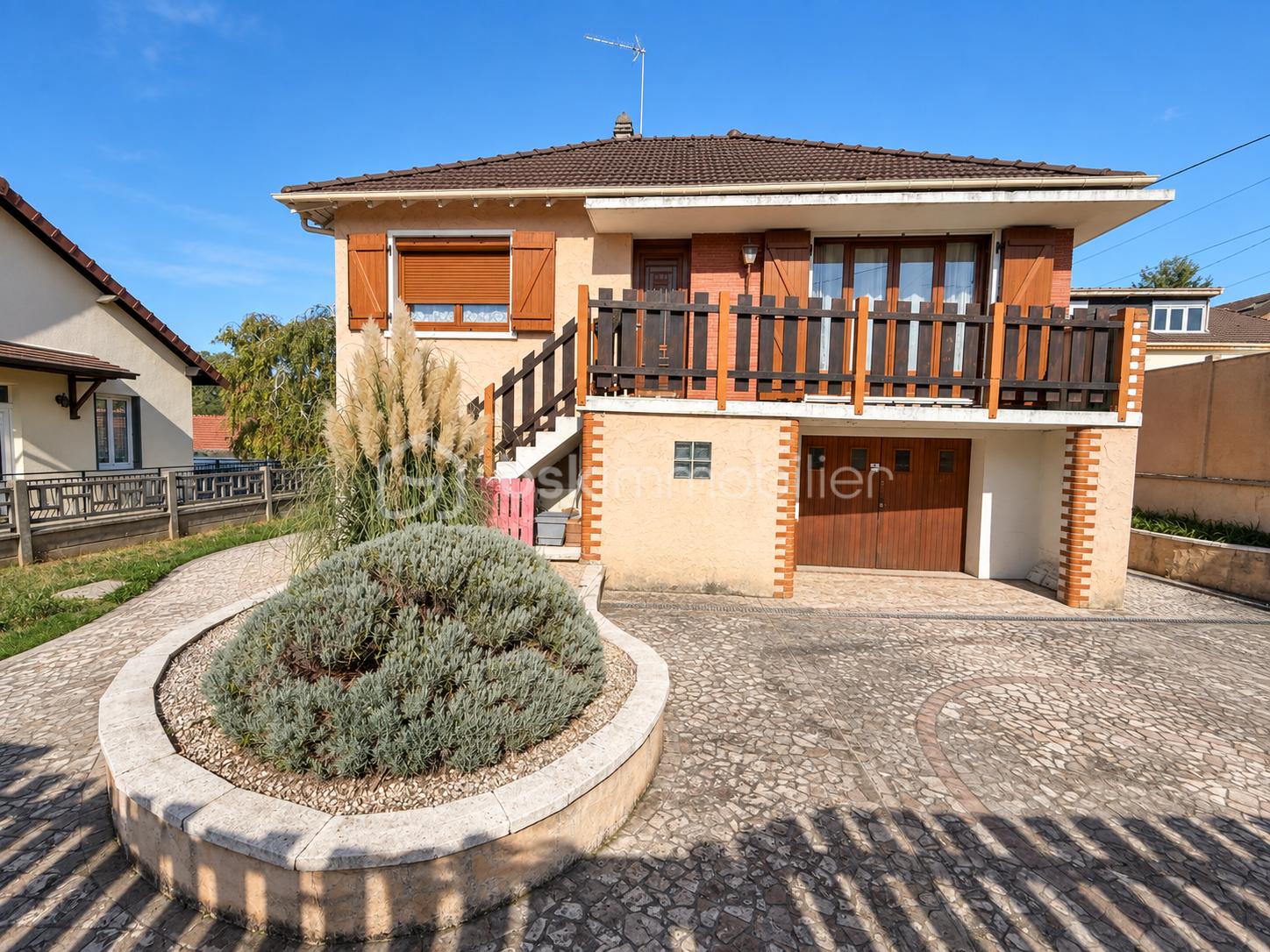 Maison 6 pièces 137 m² · à Brunoy · 137 m² · 430 000 €