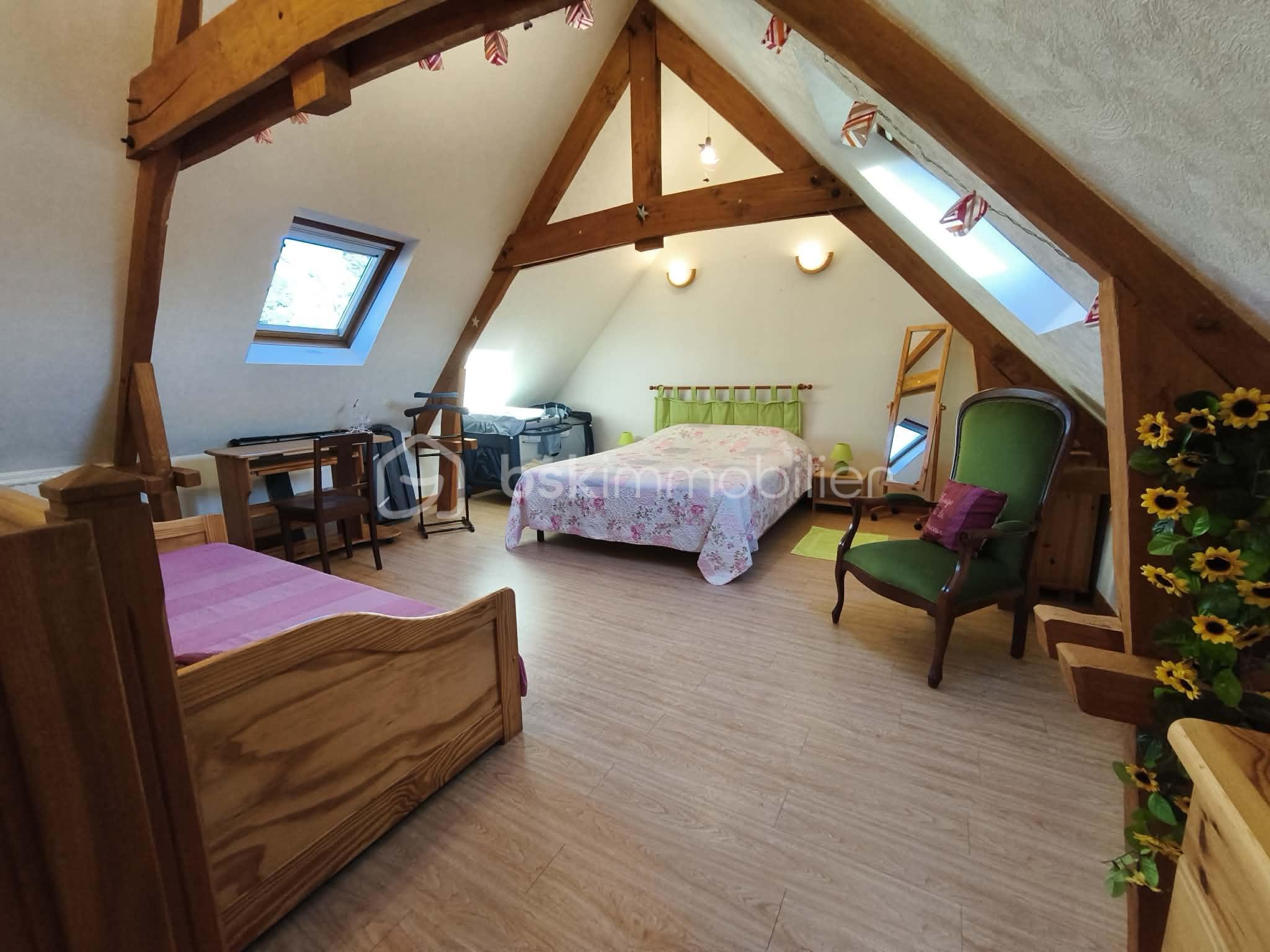 Maison de 170 m² - 2db326ff-8c89-45bb-87b1-093b532086fc.jpg