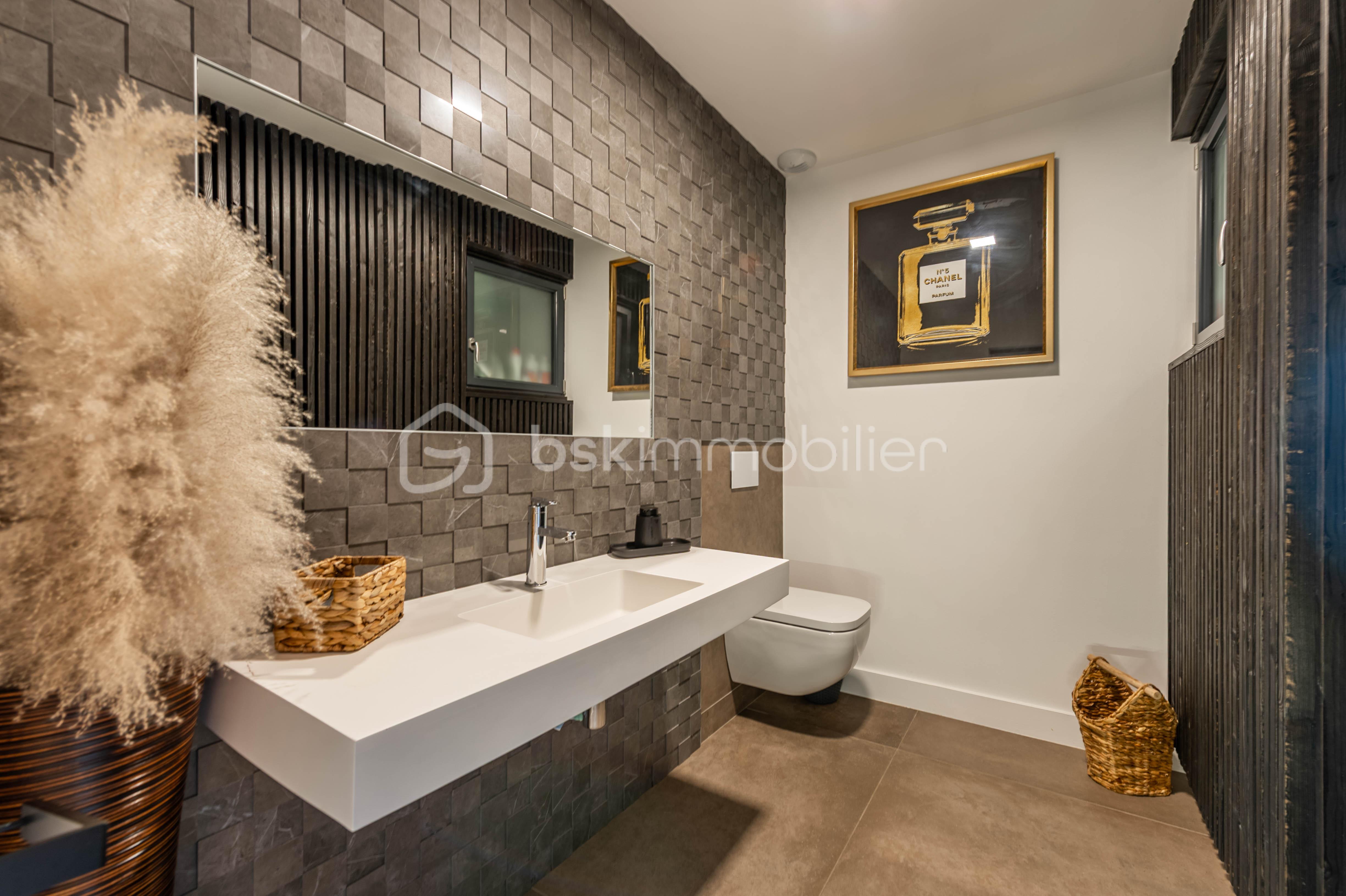 Villa de 300 m² - WC.JPG