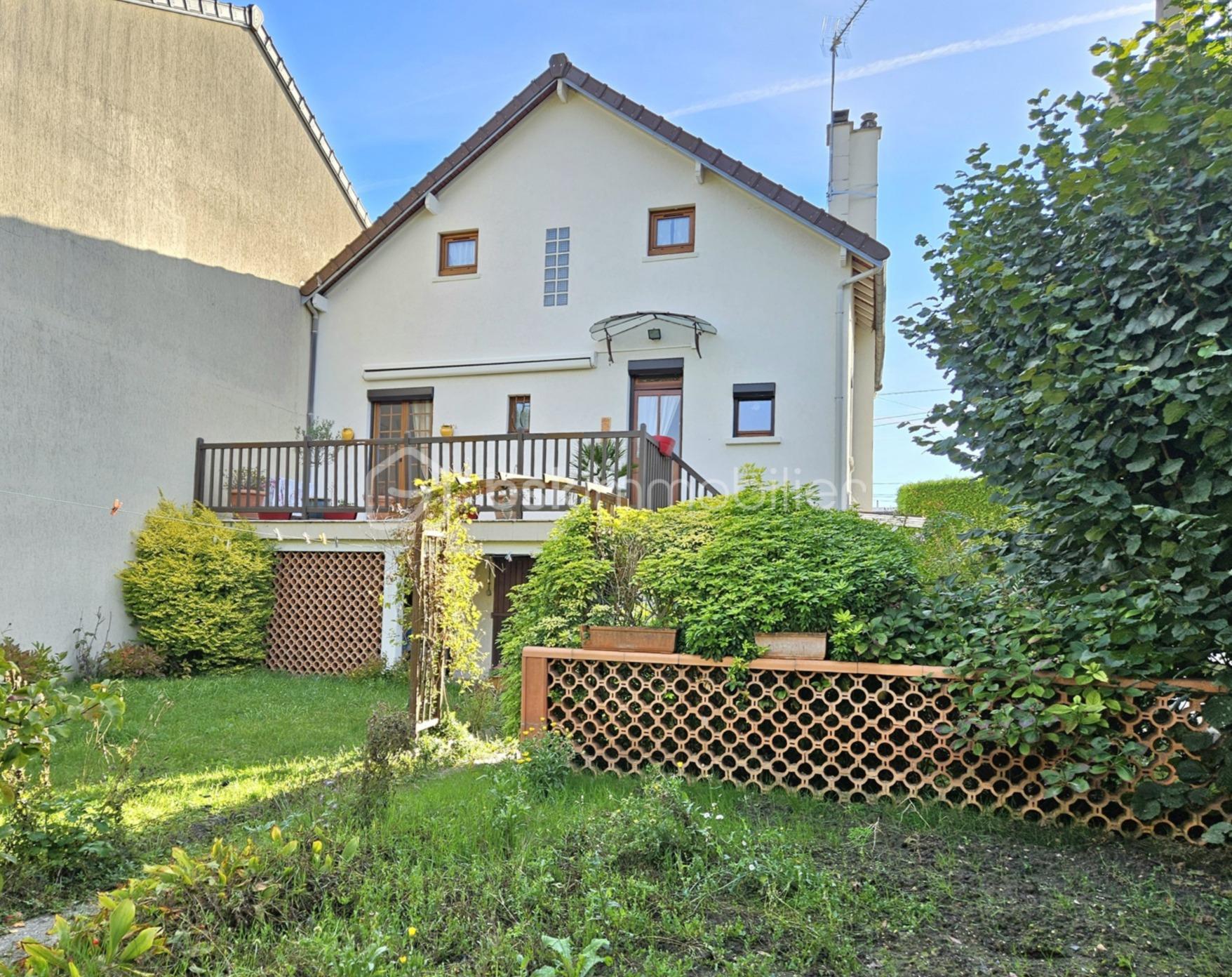 Maison de 100 m² - 1b.jpg