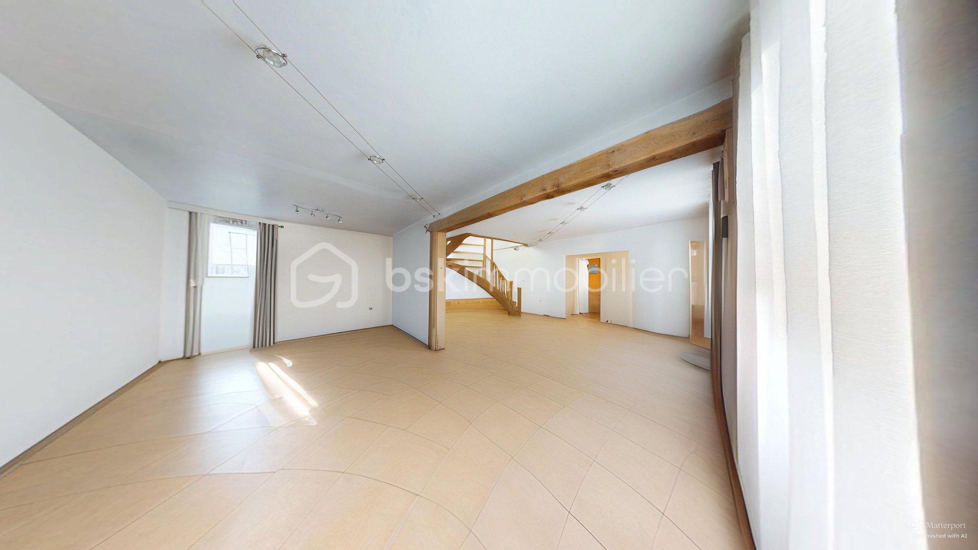 Corps de ferme de 126 m² - Maison-7-Pieces-Meziers-02042026_185955_defurnished.jpg