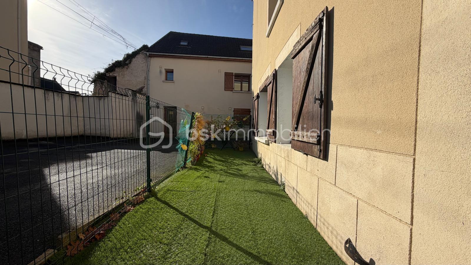 Maison de 112 m² - WhatsApp Image 2025-11-03 à 11.09.42_8378e466.jpg