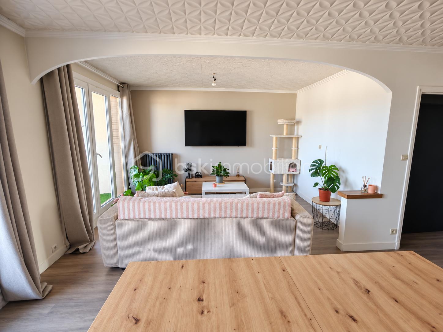 Appartement 3 pièces 70 m² · à Bourg-Saint-Andéol · 70 m² · 85 000 €